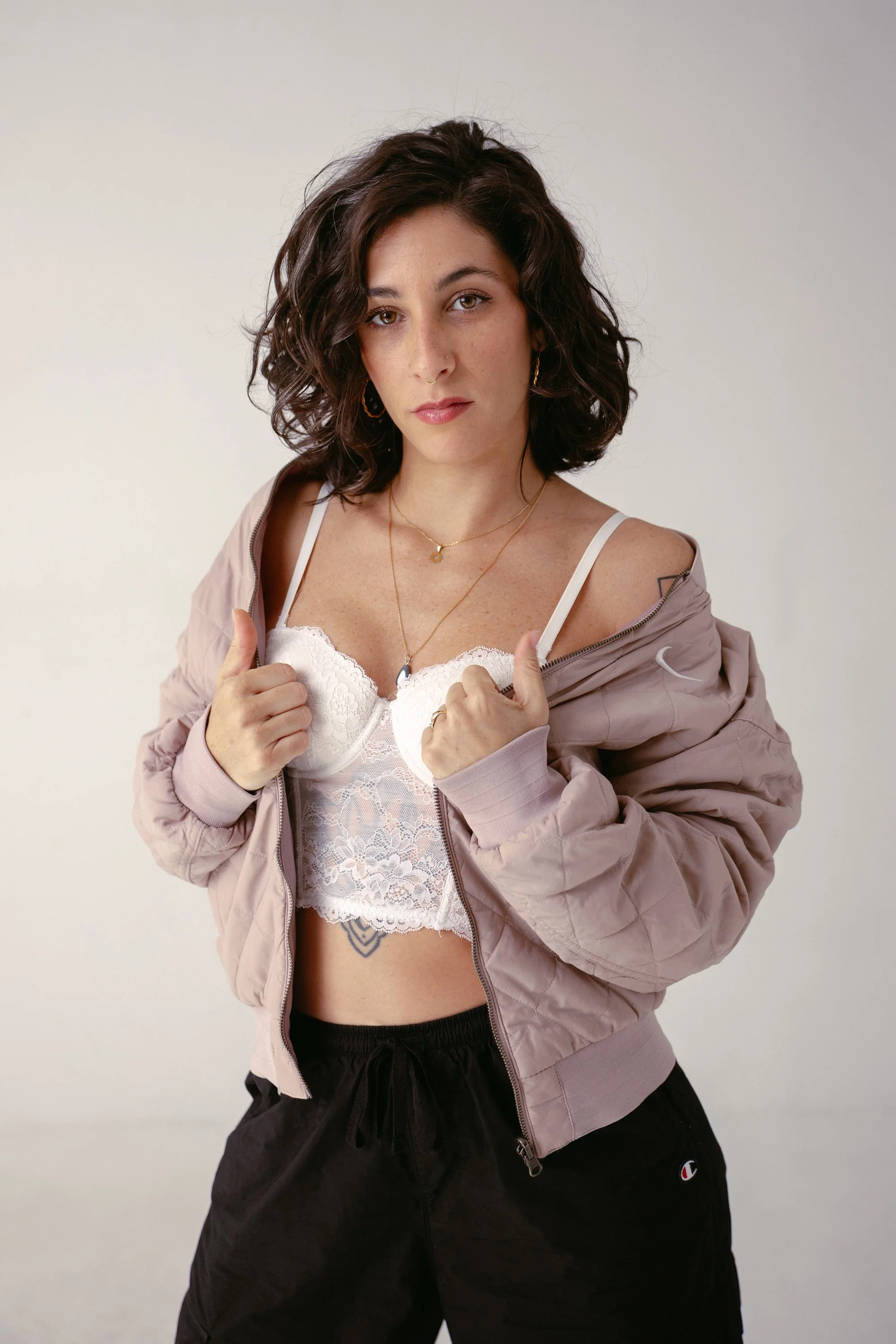 Lara_Shooting_ Ananda Photo-10.jpg