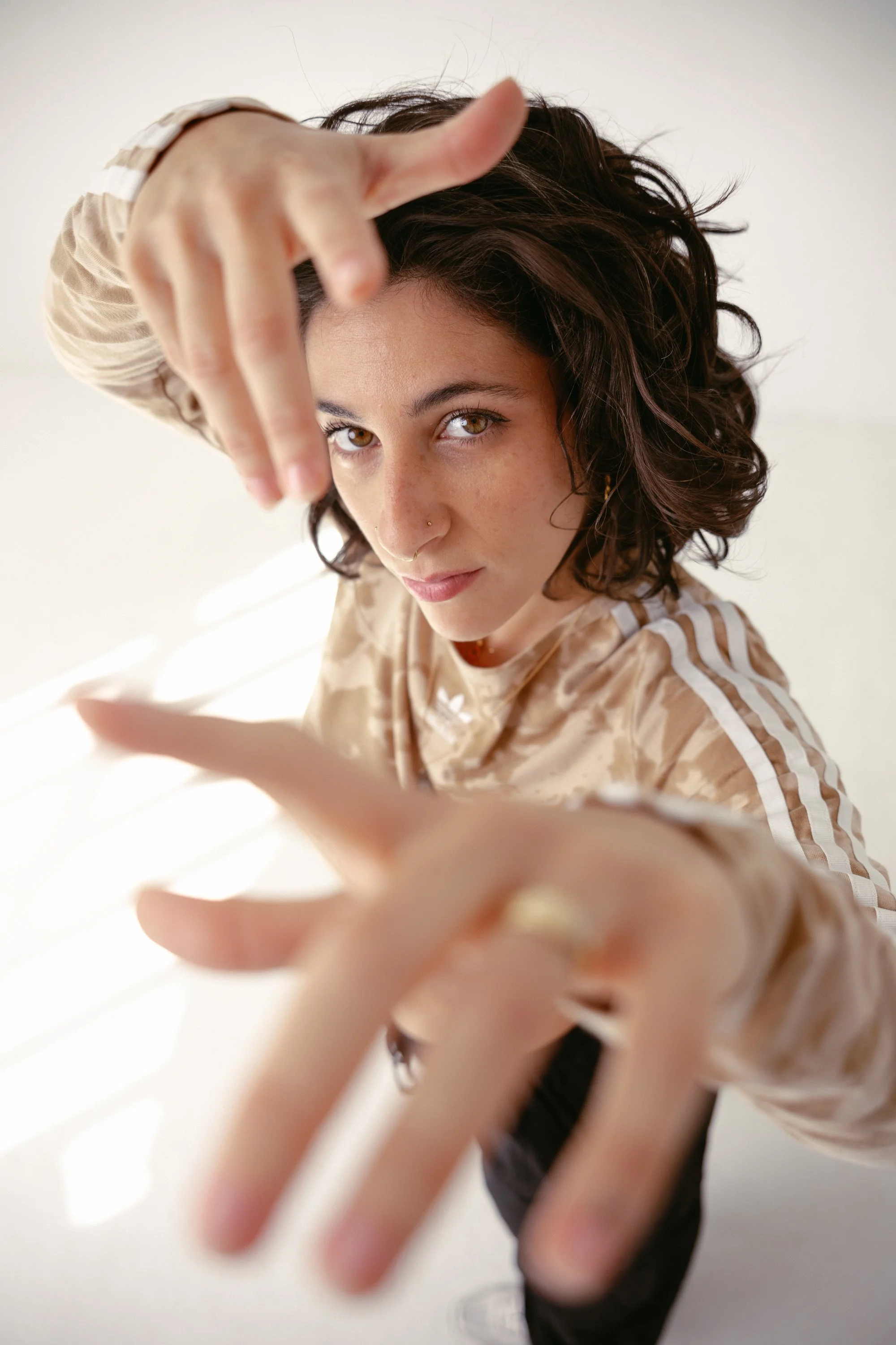 Lara_Shooting_ Ananda Photo-4.jpg