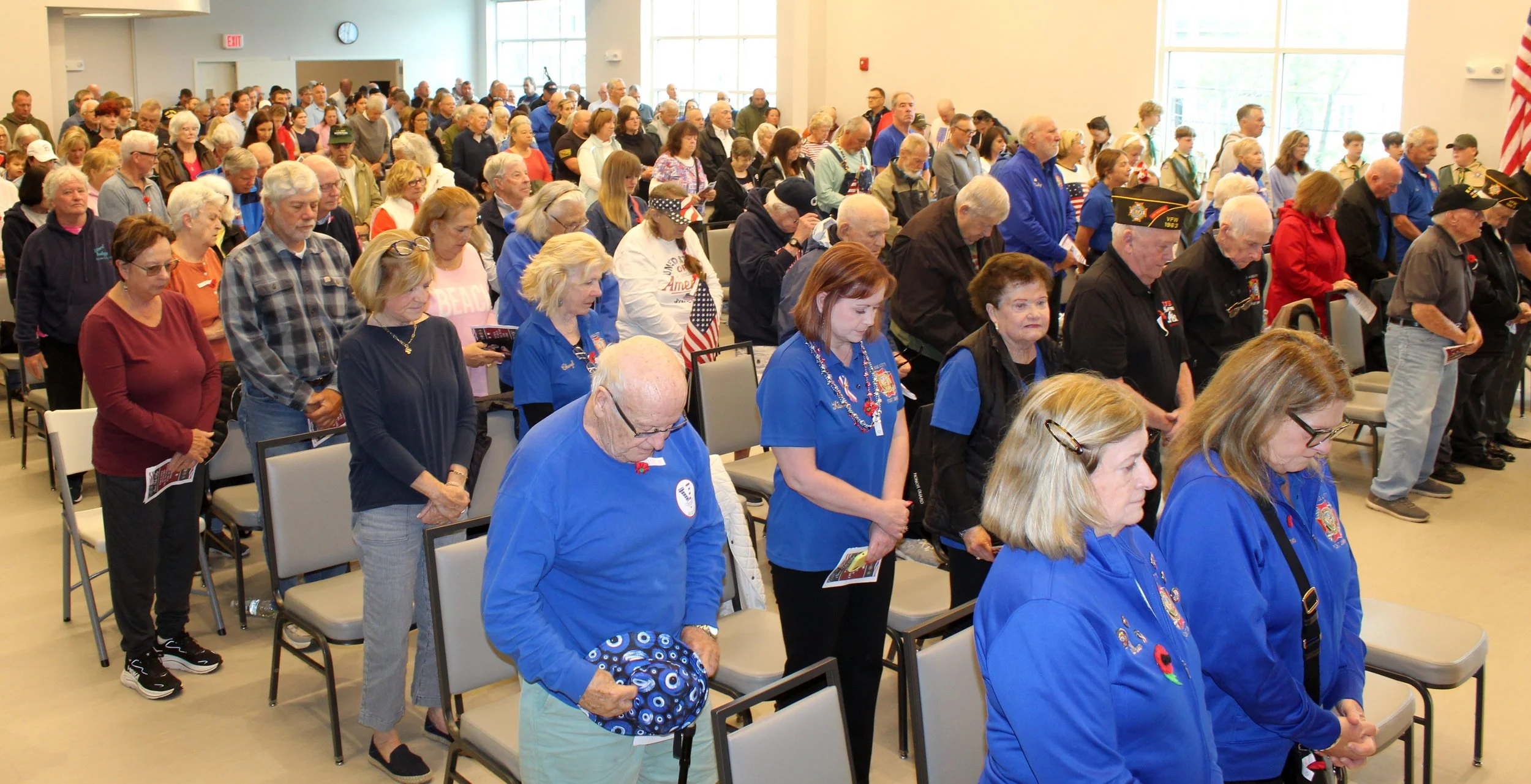 MemDay-crowd2.jpg