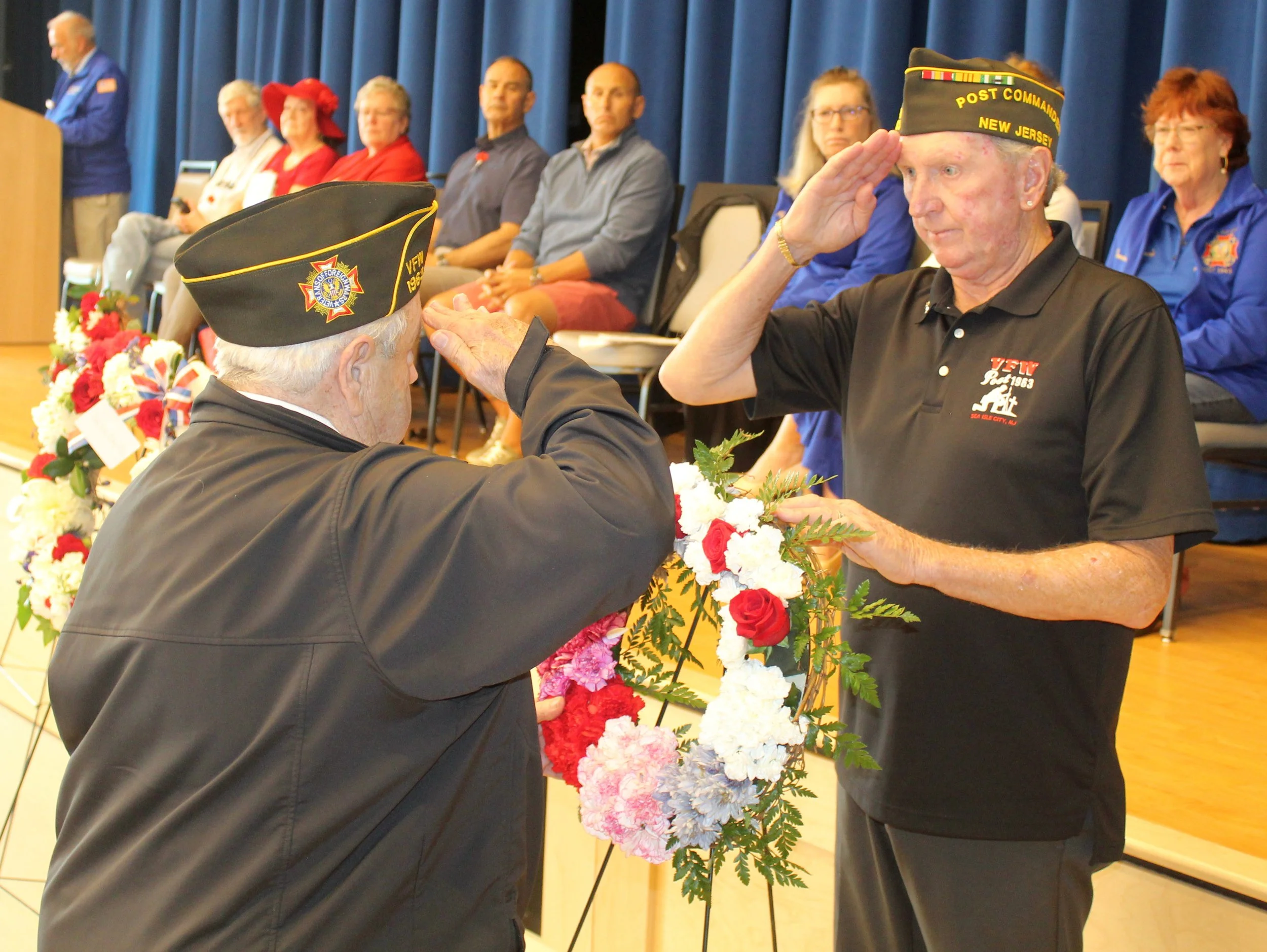 MemDay-wreaths4.jpg