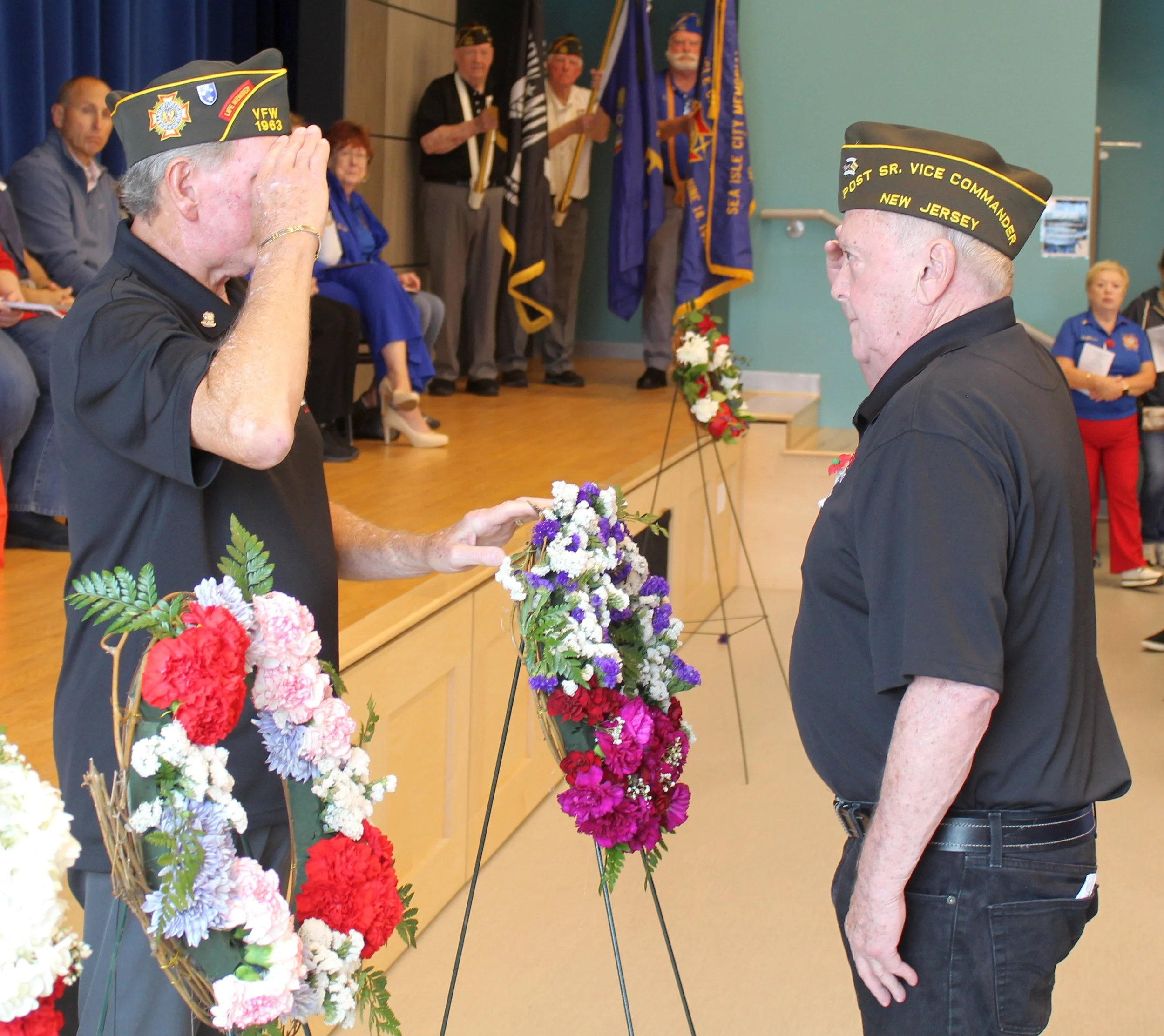 MemDay-wreaths3.jpg
