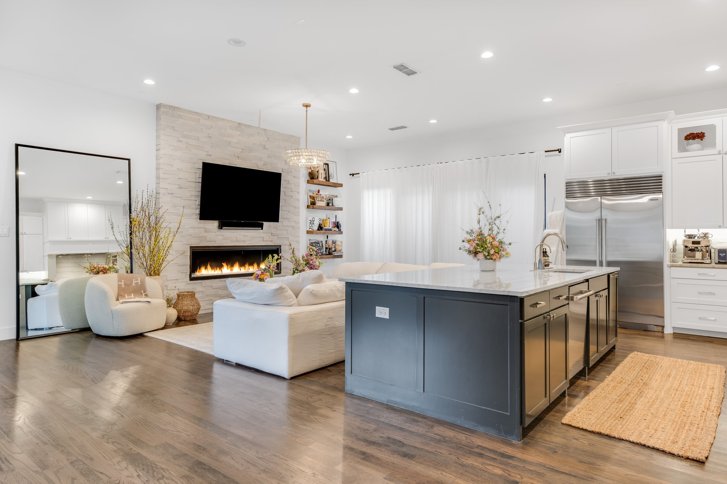 6635+Green+Knoll+Dr-6.jpg