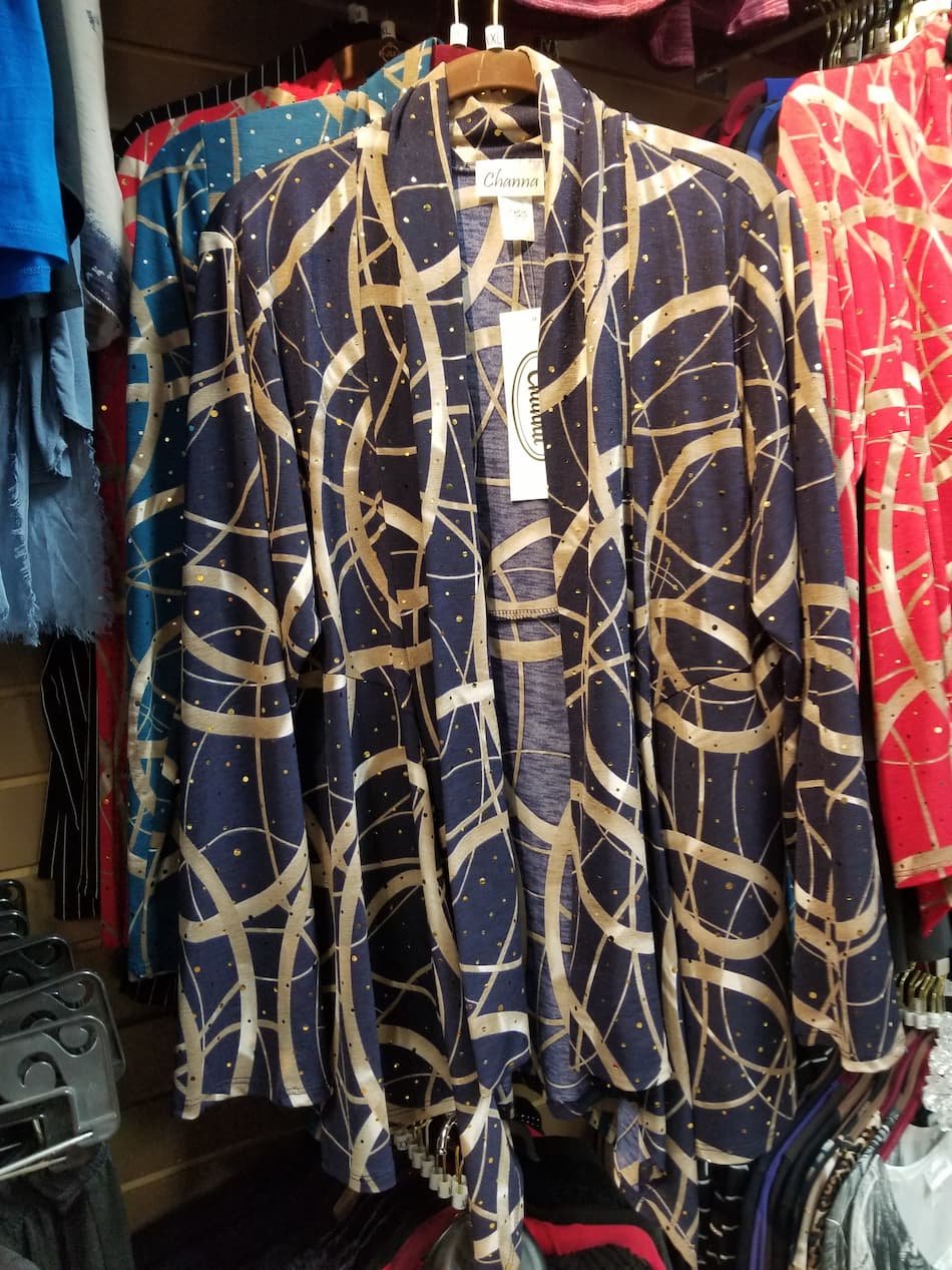 Cinda's Accents - Custom Framing & Chic Boutique