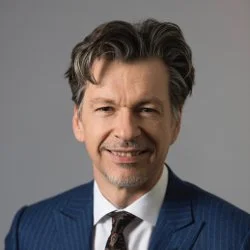 angus_derek delete.jpg