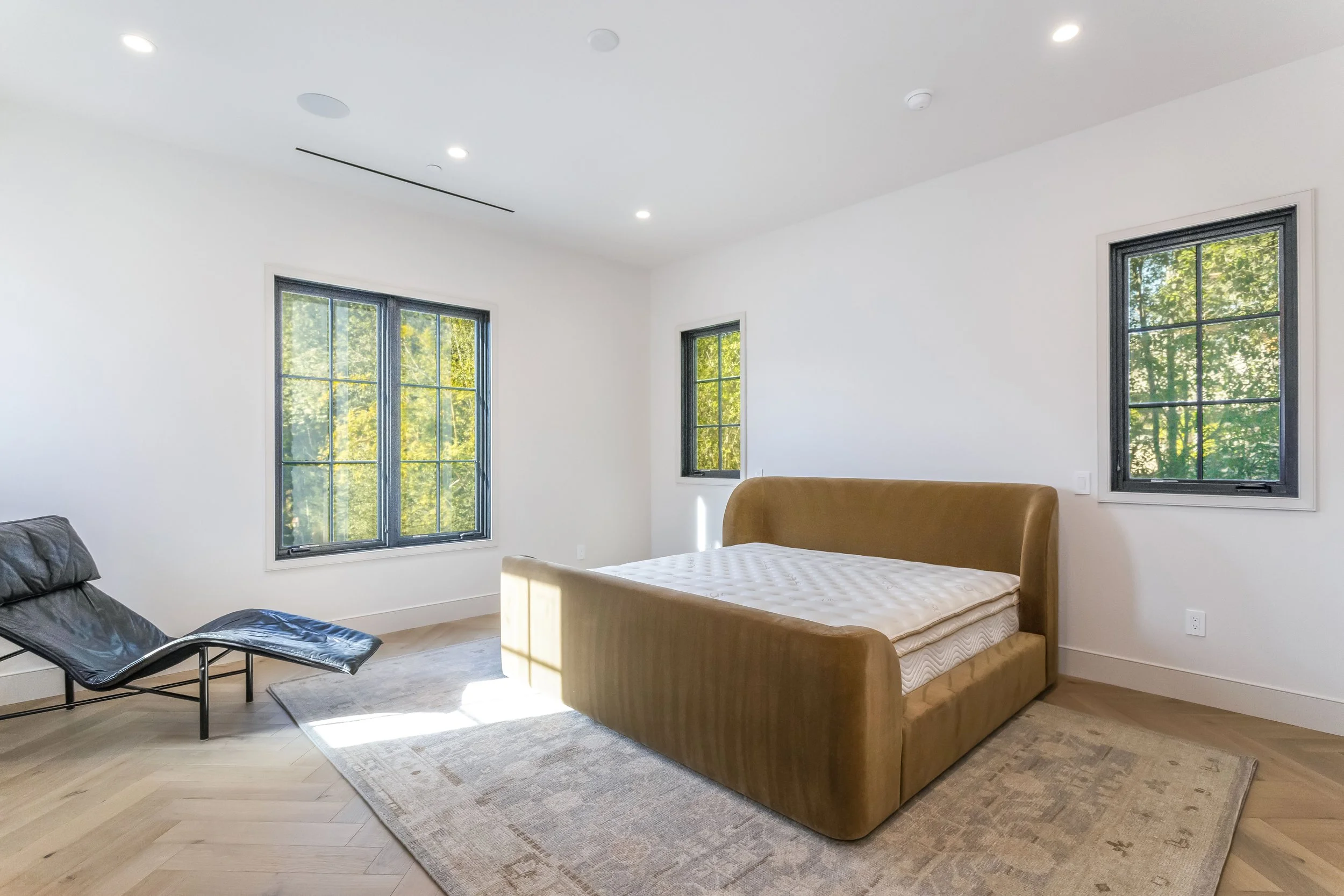 501 N Kenter Avenue - High Resolution (26).jpg