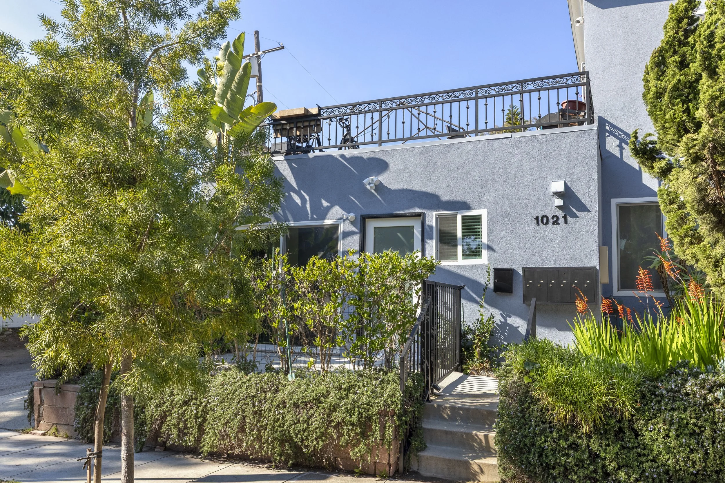 1021 Michigan Ave-43-small.jpg