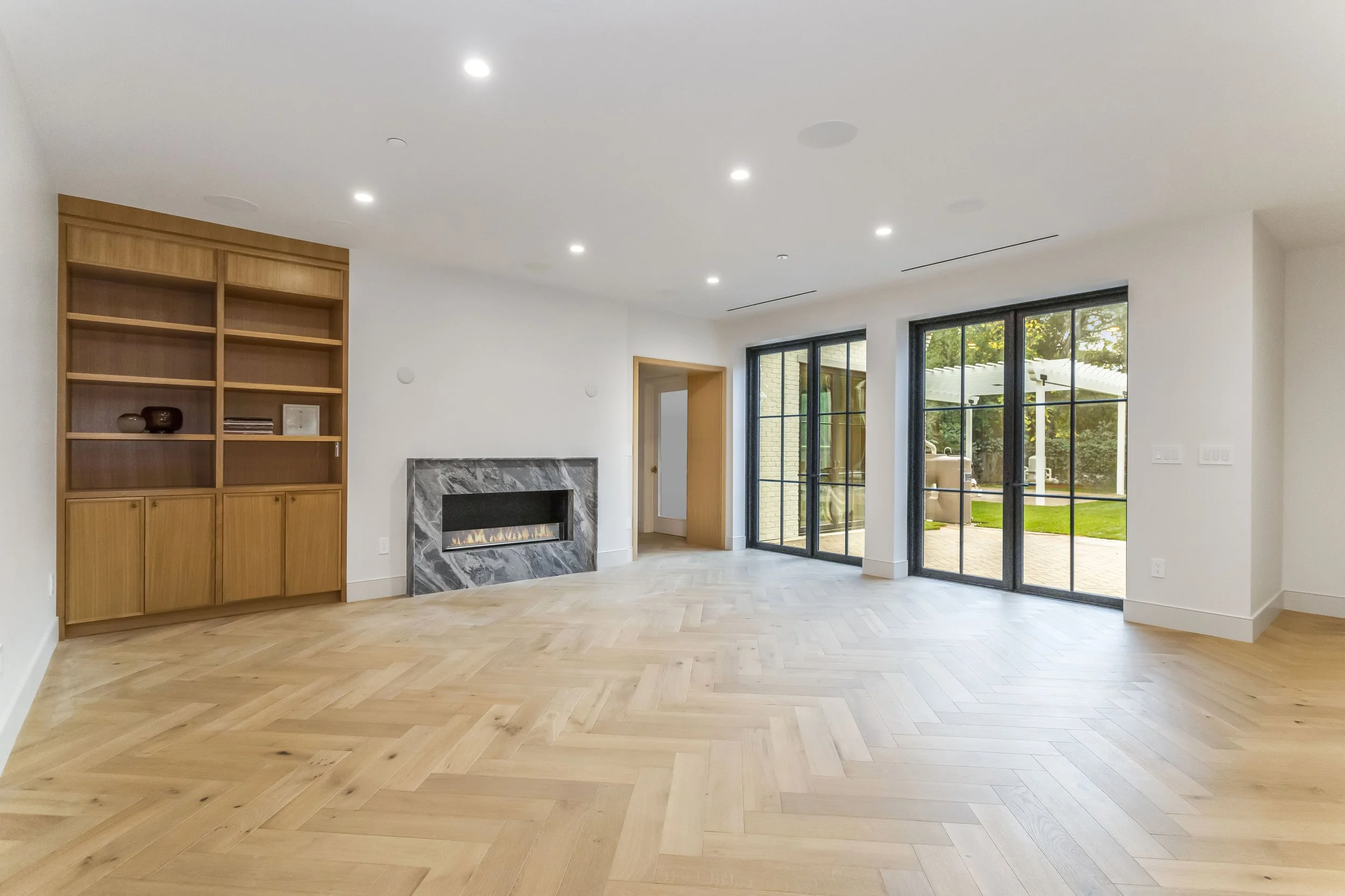 501 N Kenter Avenue - High Resolution (11).jpg