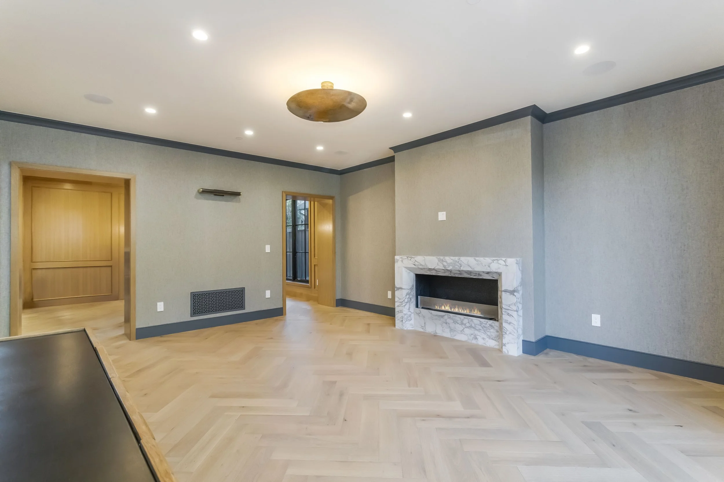 501 N Kenter Avenue - High Resolution (18).jpg