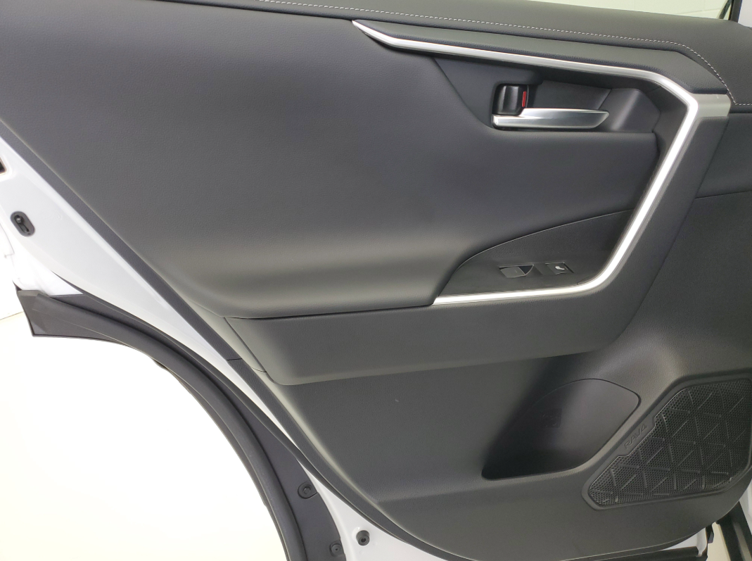 RAV4 07 (7).png