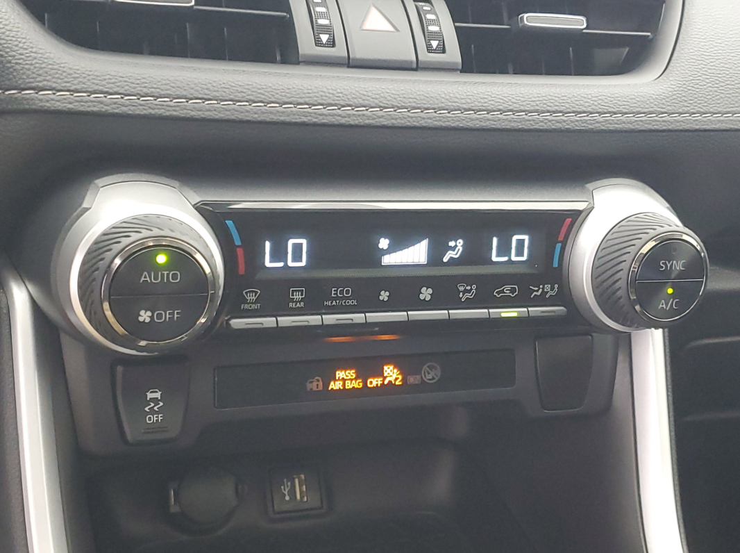 RAV4 07 (19).png