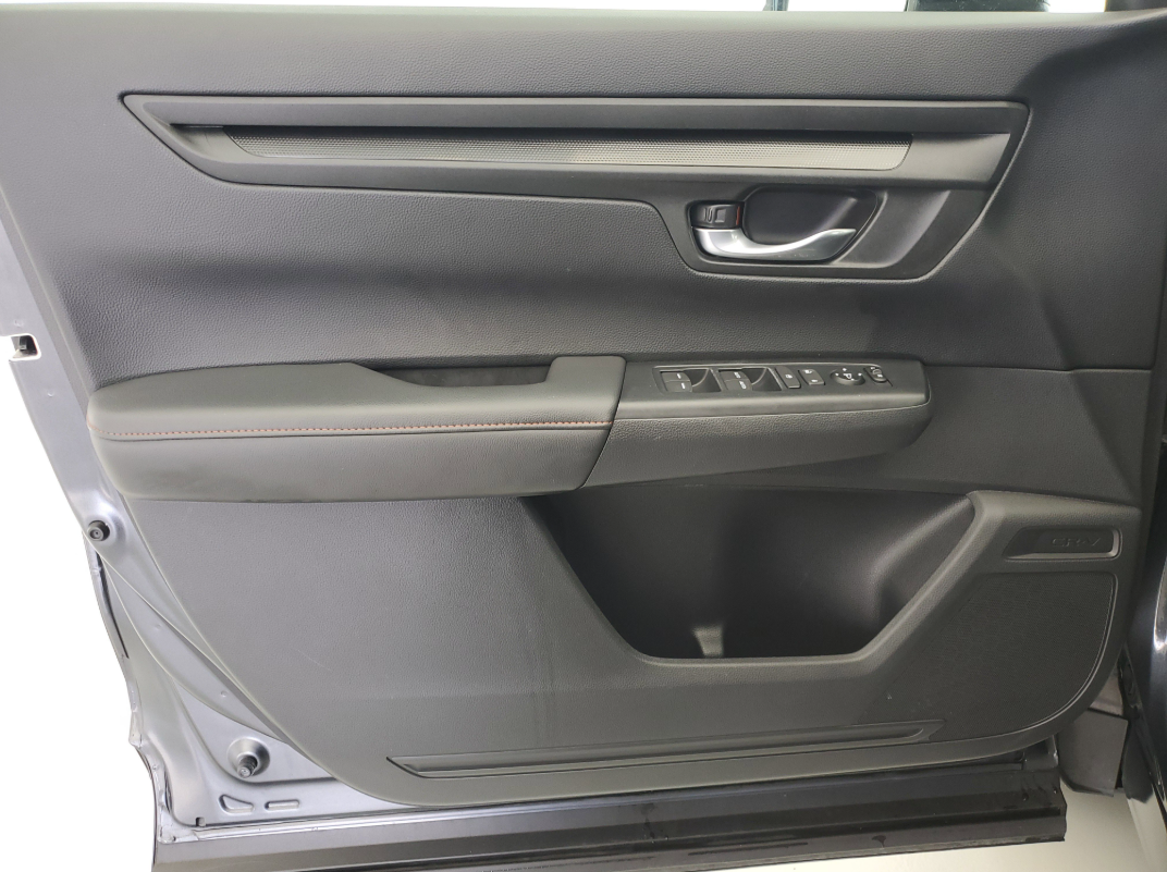 CR-V 07 (10).png