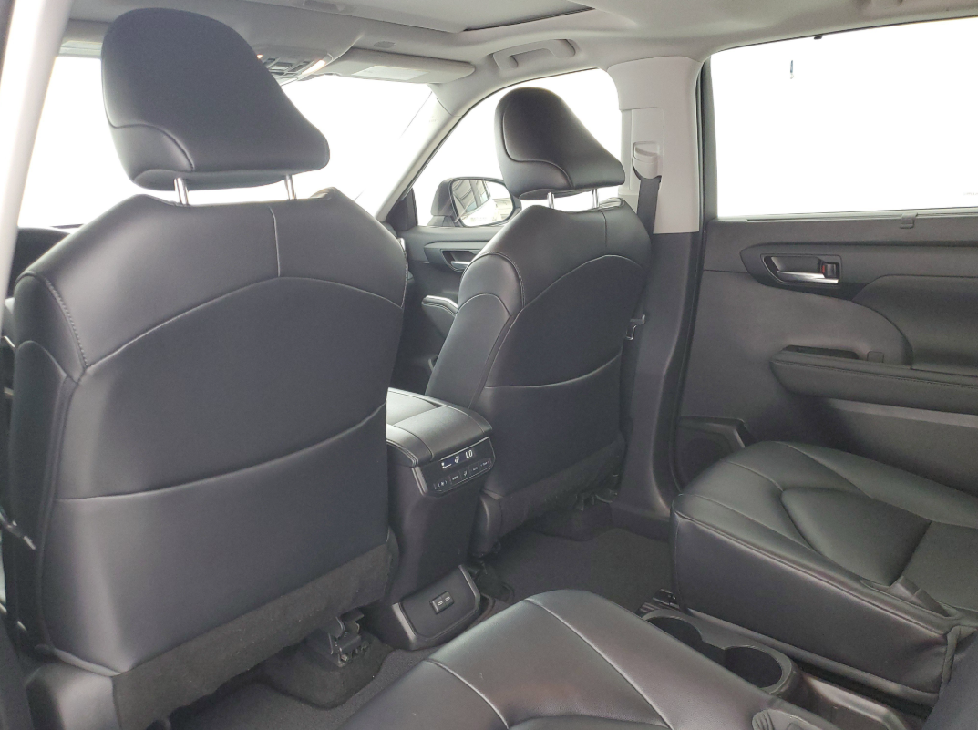 Highlander 07 (6).png