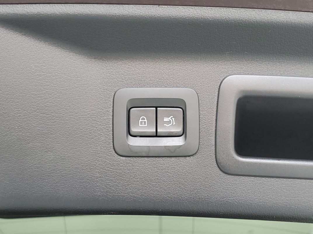 CX-90 07 (11).png