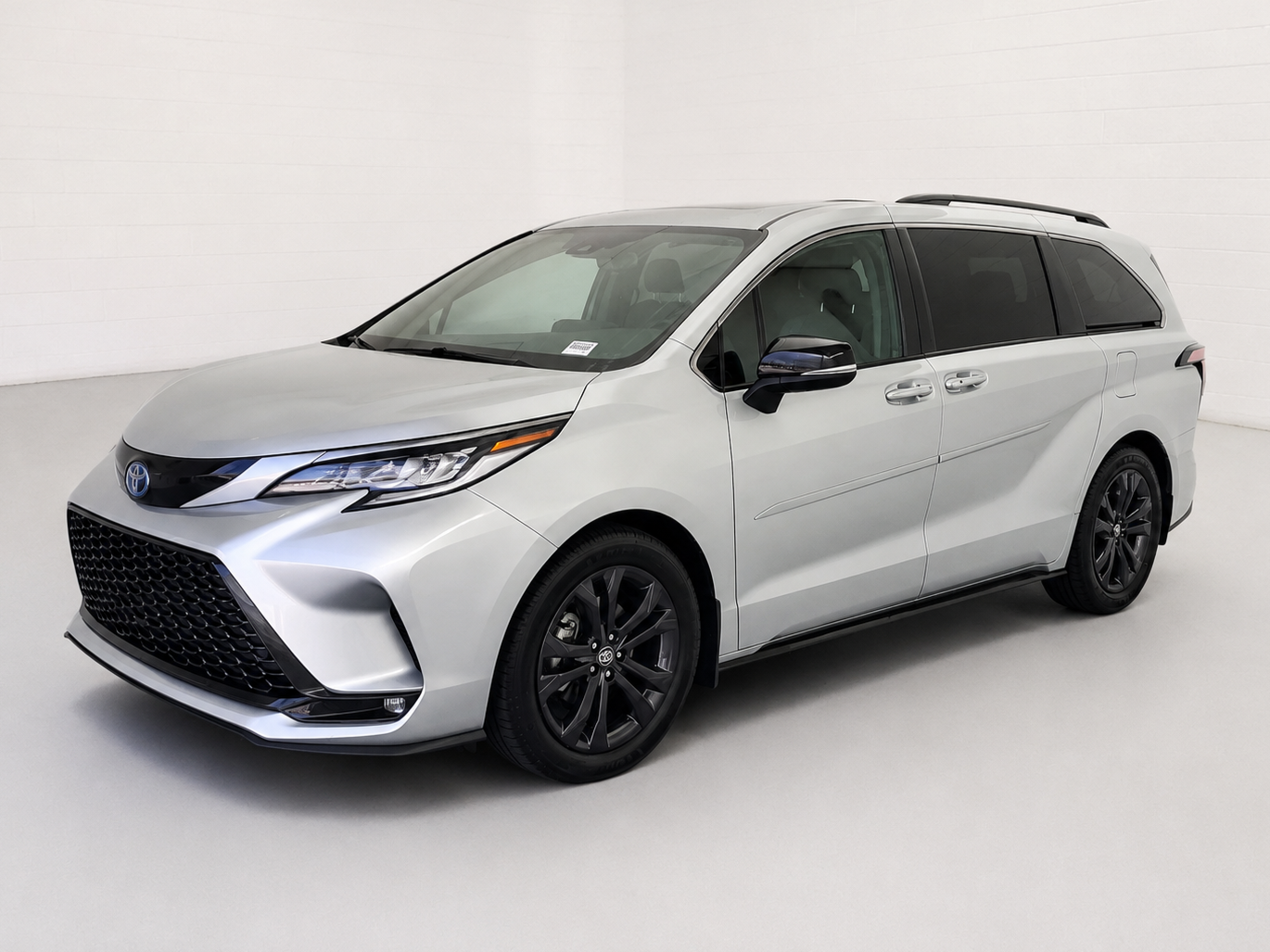 🟢 2024 Toyota Sienna XSE Hybrid FWD, 7 passenger Minivan [F177] 38,600マイル