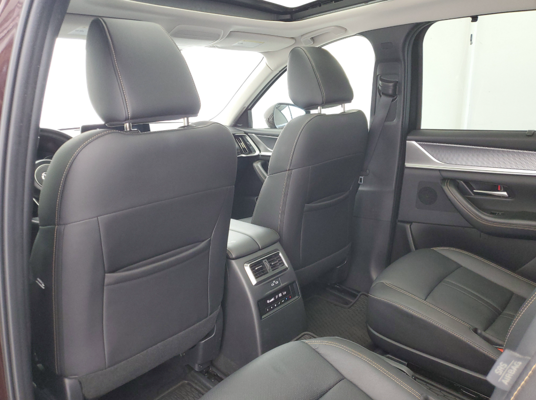 CX-90 07 (15).png
