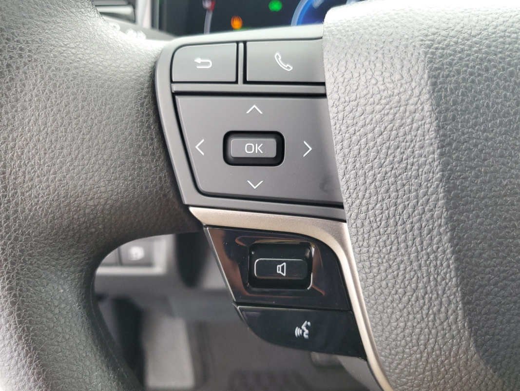 Camry 08 (10).png
