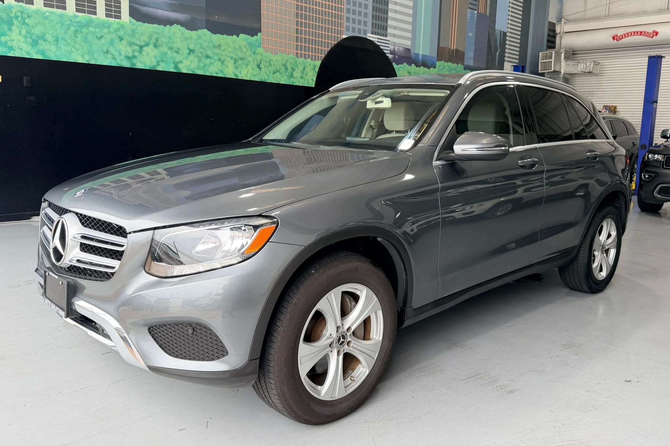 🔴[Sold!] 2017 Mercedes-Benz GLC 300, 5 passengers Compact Luxury SUV [J120] 75,800マイル
