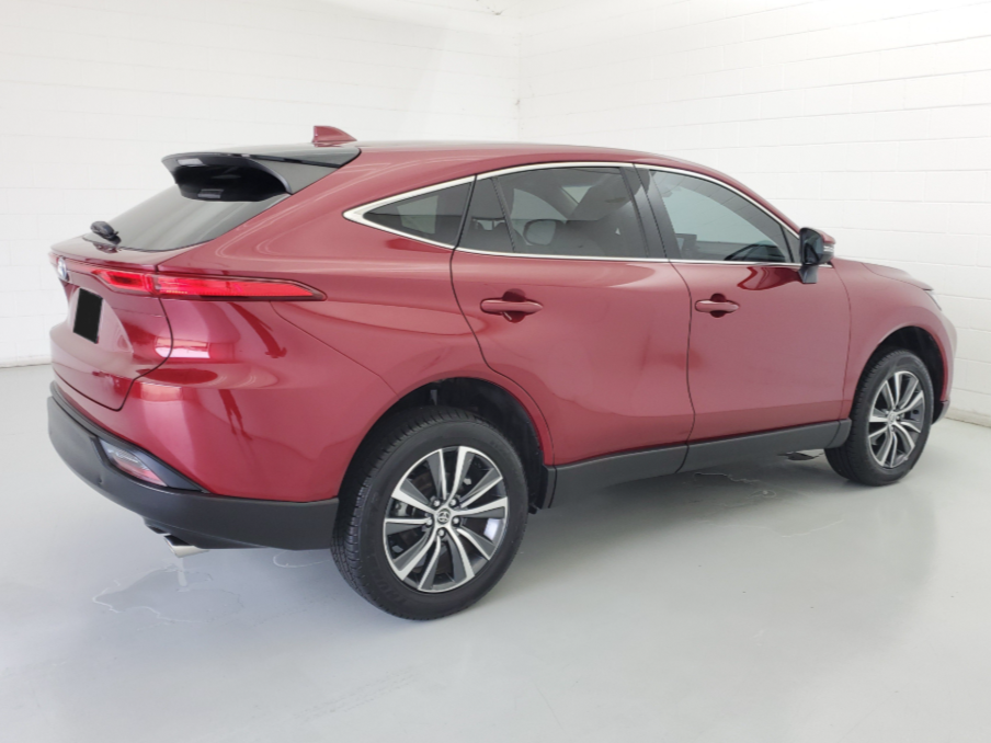 2024+Toyota+Venza+LE+%2826%29.png
