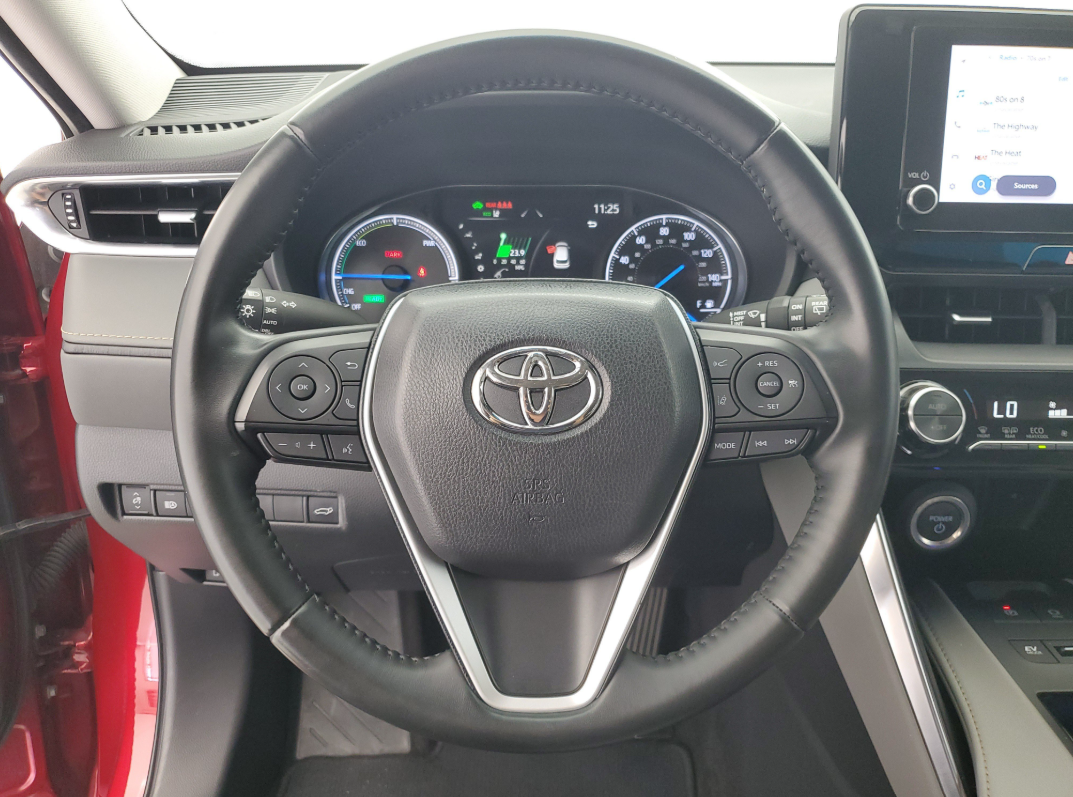 2024 Toyota Venza LE (10).png