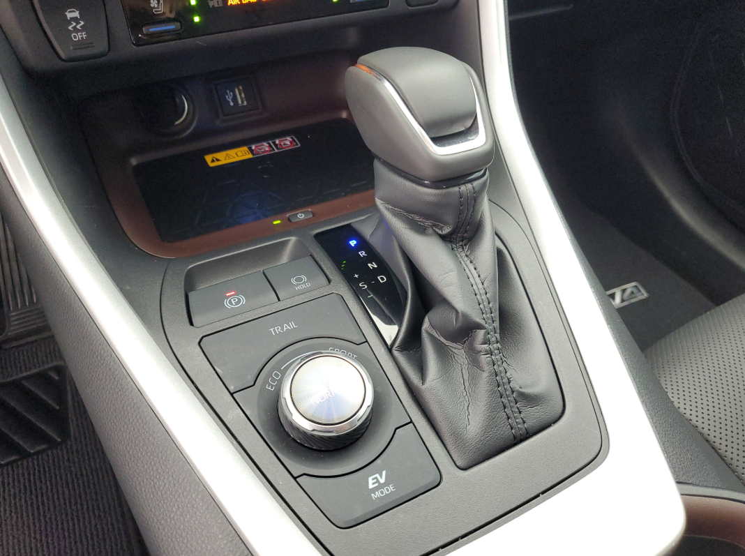 RAV4 07 (20).png