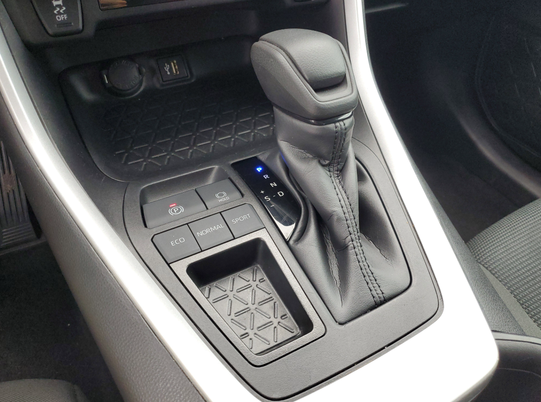 RAV4 05 (17).png