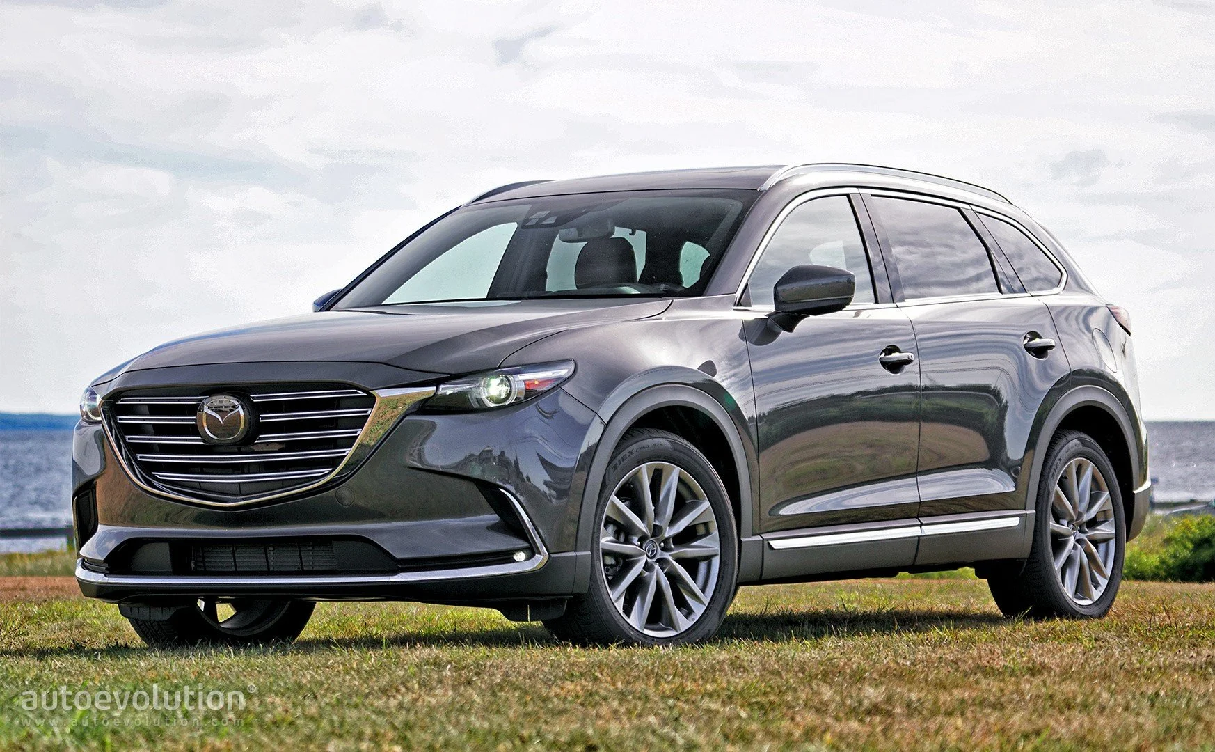 driven-2017-mazda-cx-9-signature-awd_4.jpg