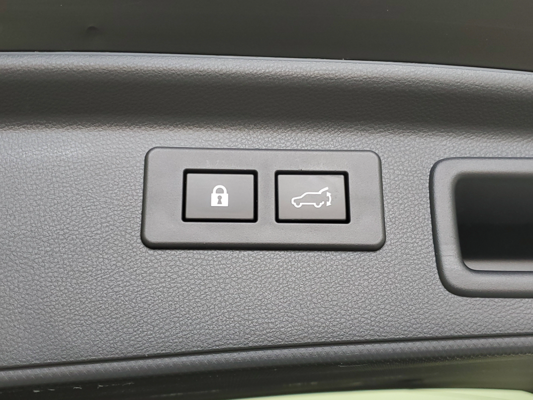 2023_Subaru_Forester_Wilderness_00 (4).png