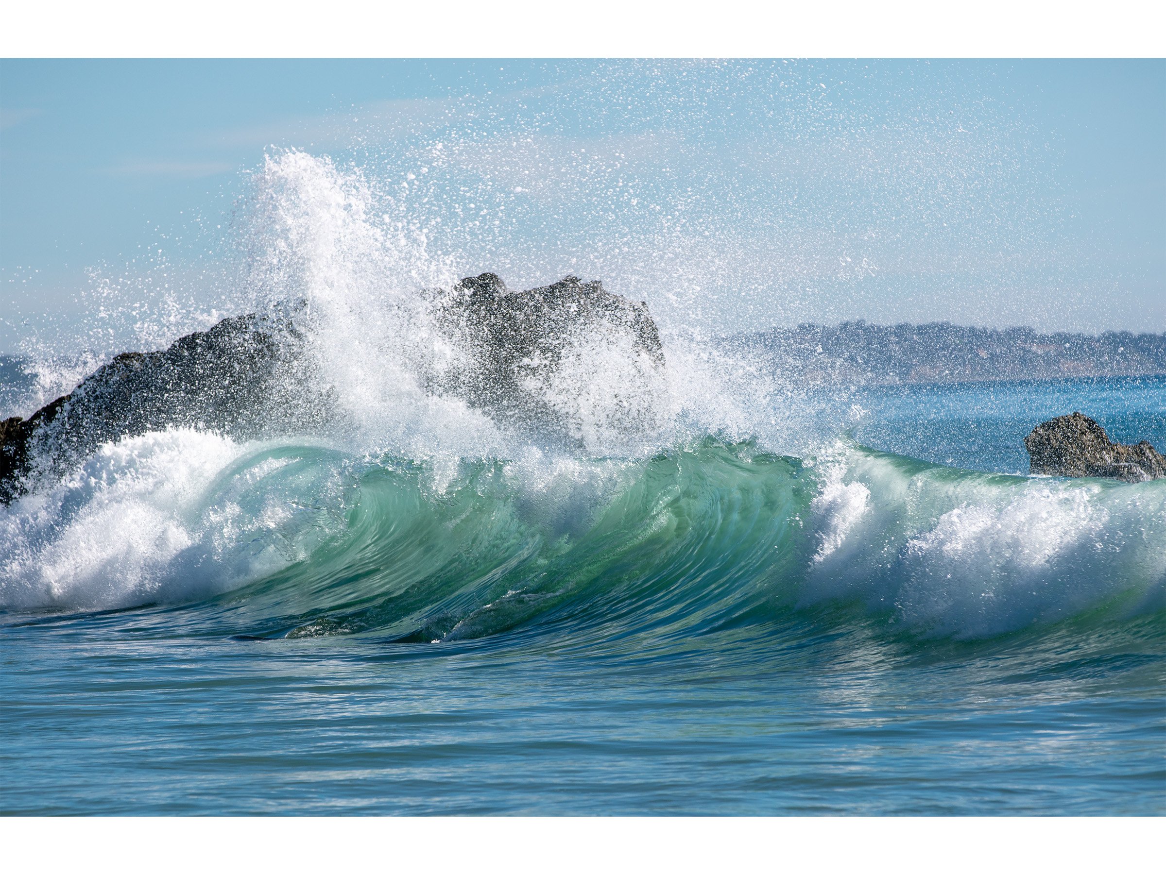 blue-ocean-wave-coastal-wall-art.jpg