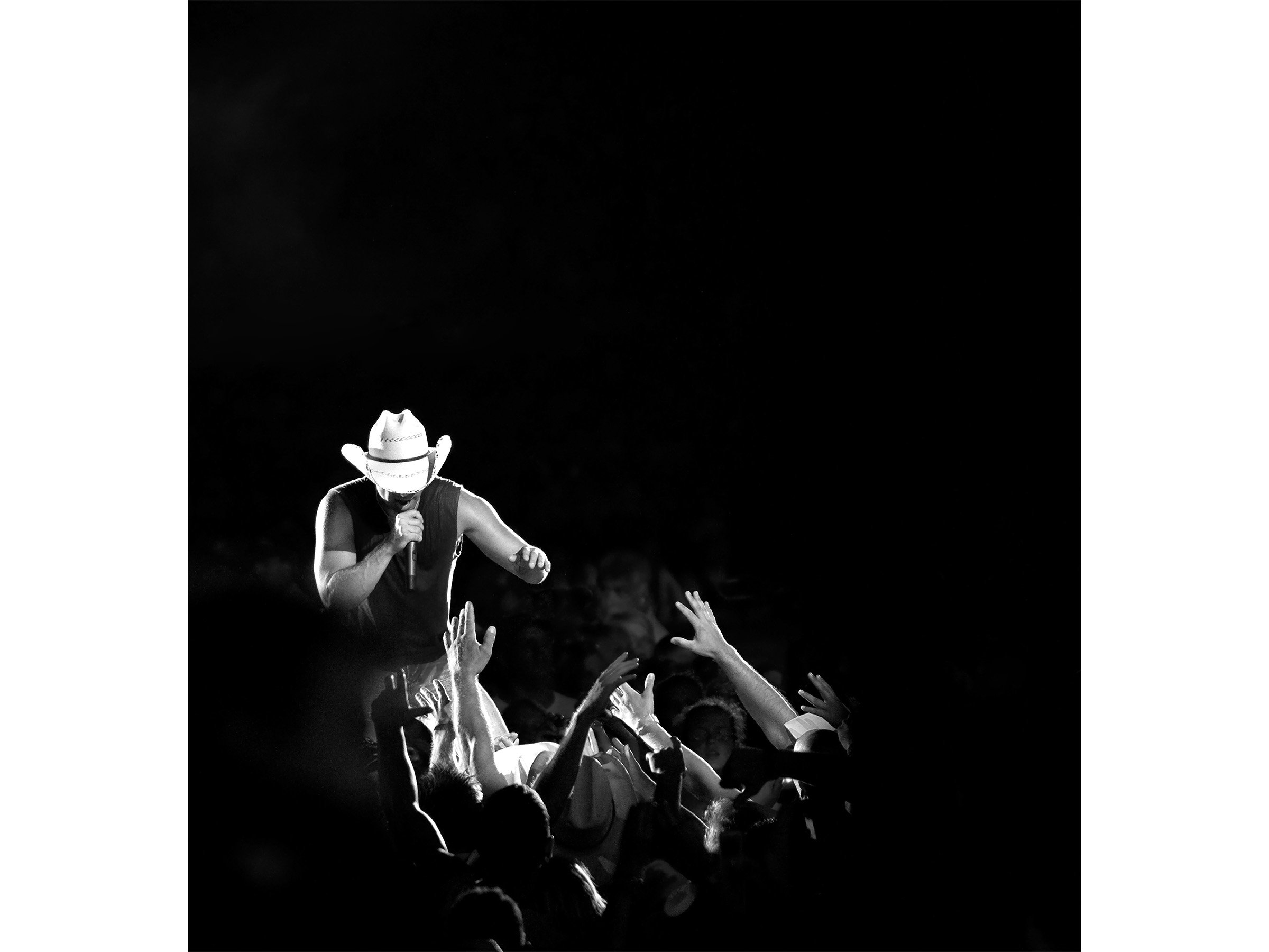 kenny-chesney-live-black-white-art-print.jpg