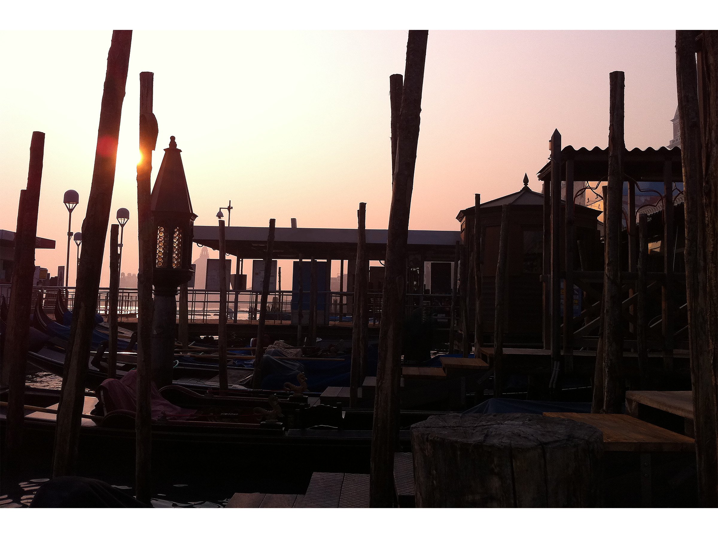 venice-docks-sunset-gondolas-print.jpg