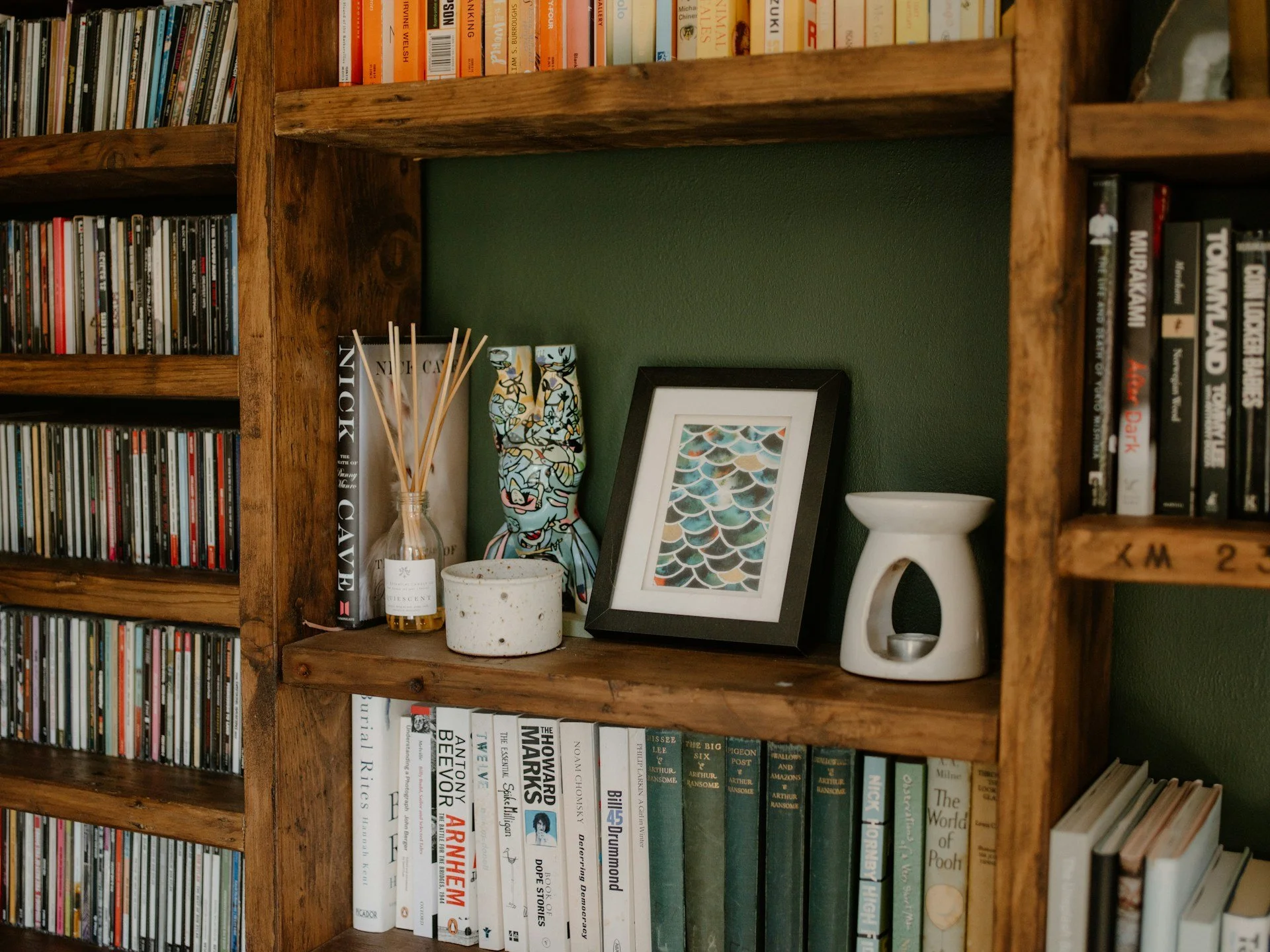 Custom Shelves vs. Stock Shelving for Chicago Spaces That Need Exact Fit