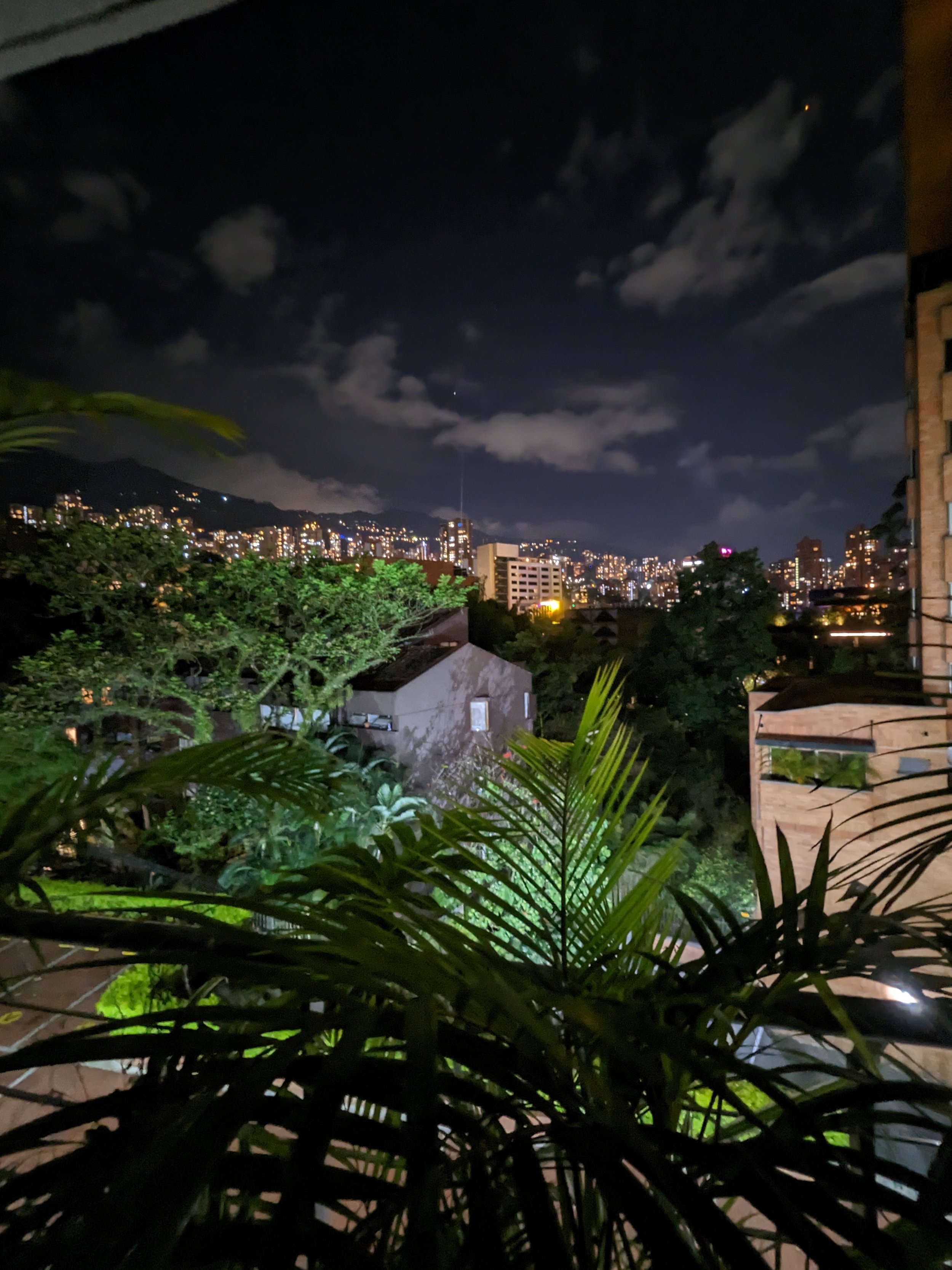 Medellin at night.jpg