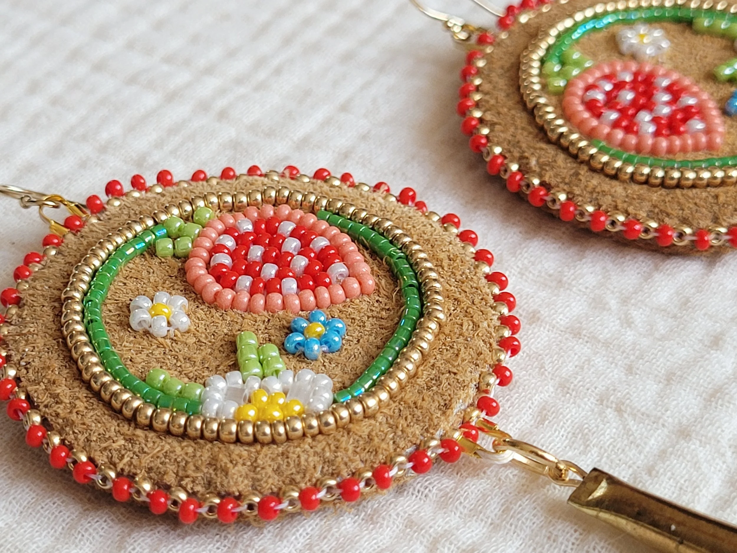 "Strawberry Sunshine" Moose Hide Earrings. Stephanie Chambers // 2023