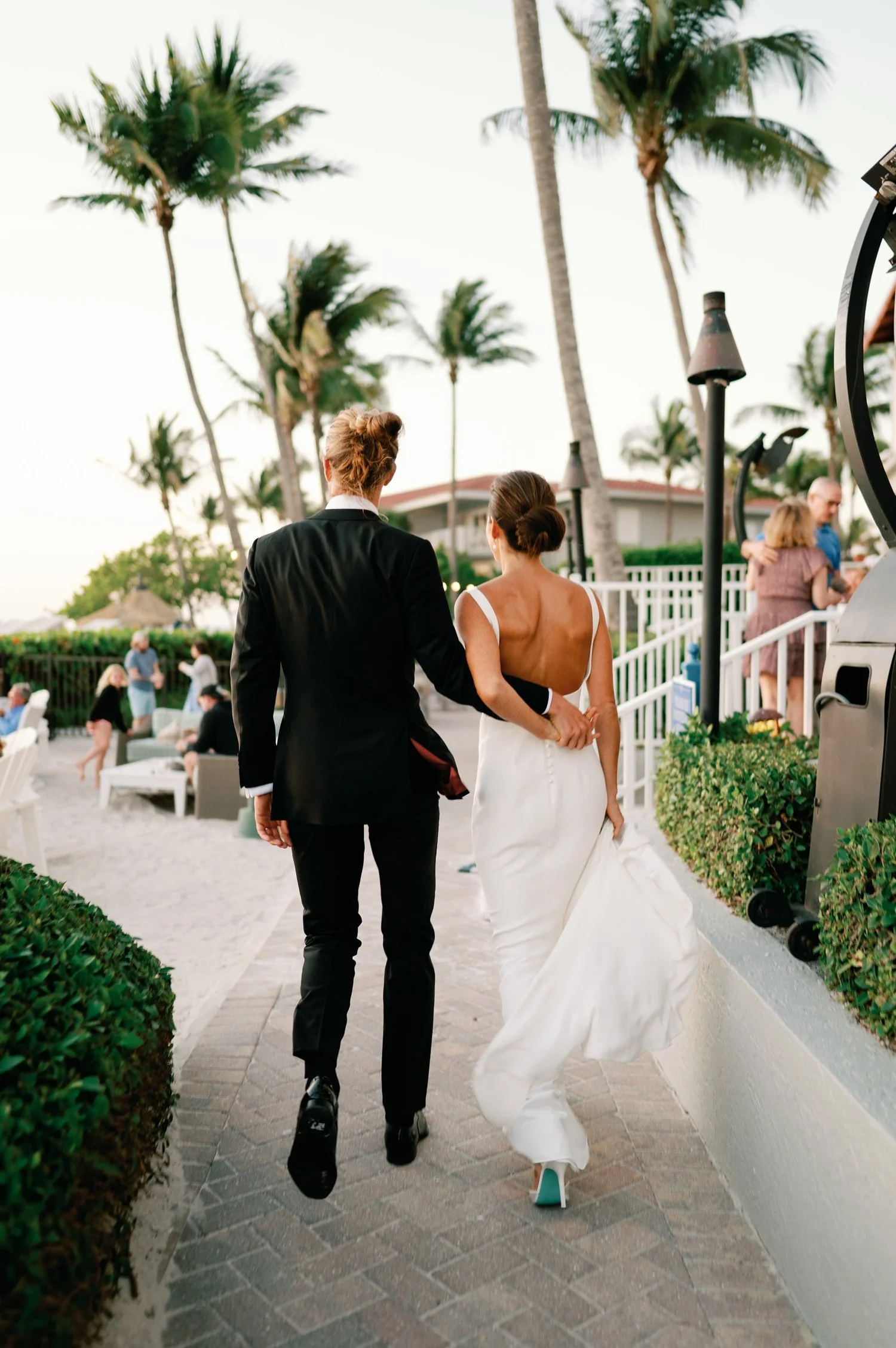 Laplaya-Wedding-Naples-scandinavian0385.JPG