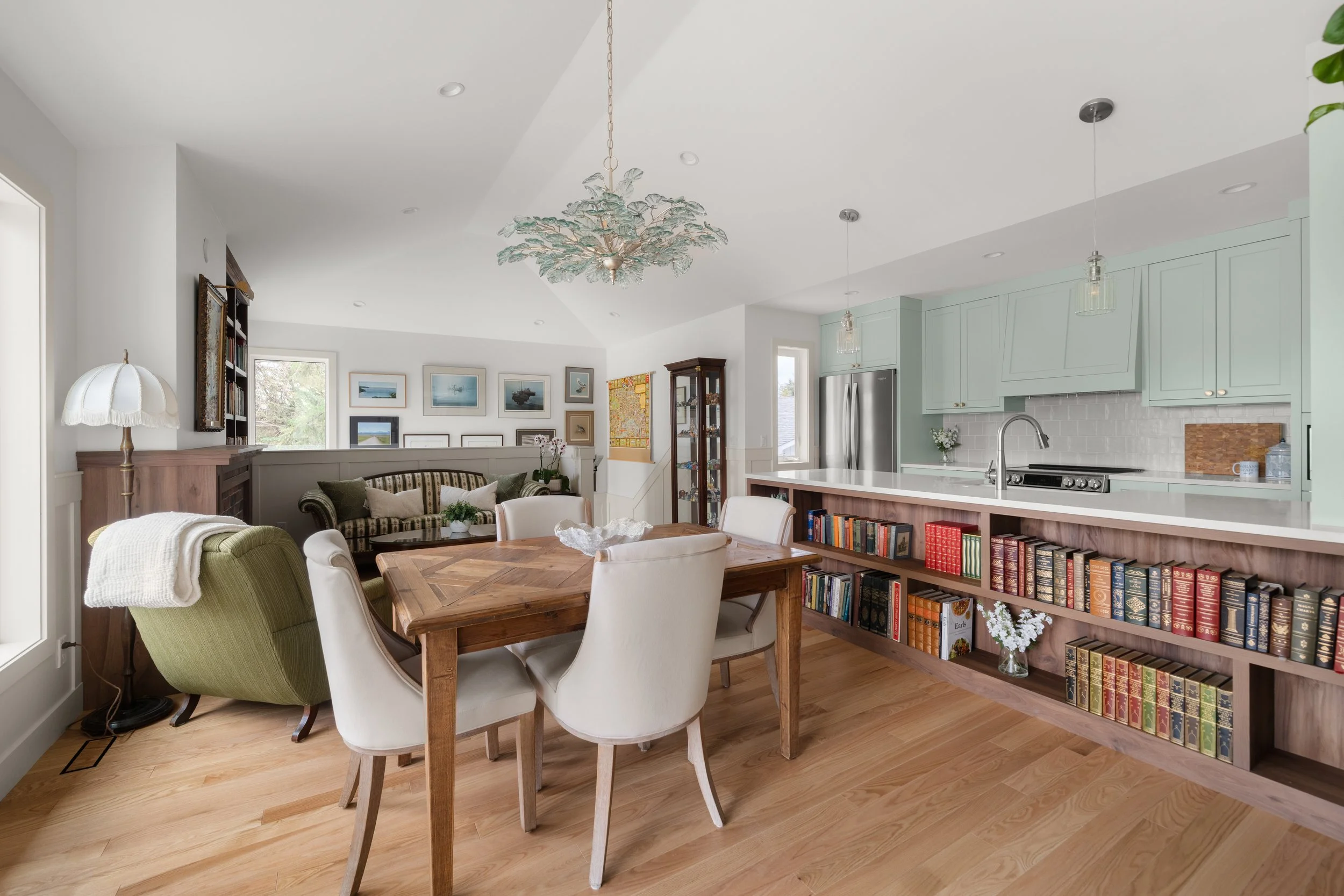 5436 Lakeview Dr SW - Caydence Photography-35.JPG