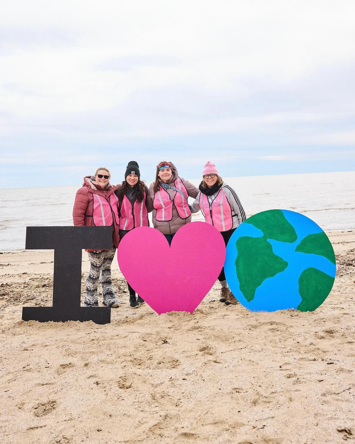 It&rsquo;s hard to believe our final cleanup of the season is almost here..! 🩷

This Sunday, we&rsquo;re heading back to Lake Erie, the same Great Lakes shoreline we start and end every season at. 🌊

So bundle up, grab a friend, and join us as we m