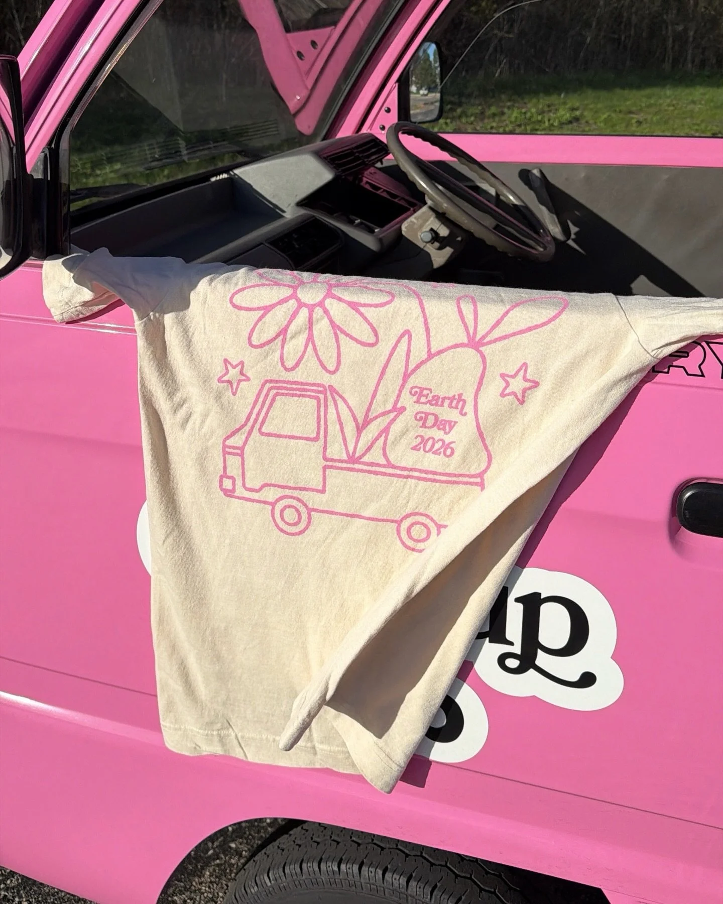 📣 Introducing our limited-edition Earth Day 2026 tee!!!!!

This year, we&rsquo;re starting something new! From now on, every Earth Day, we&rsquo;ll be giving away a limited batch of tees to volunteers! Meant to be a yearly collectible and something 