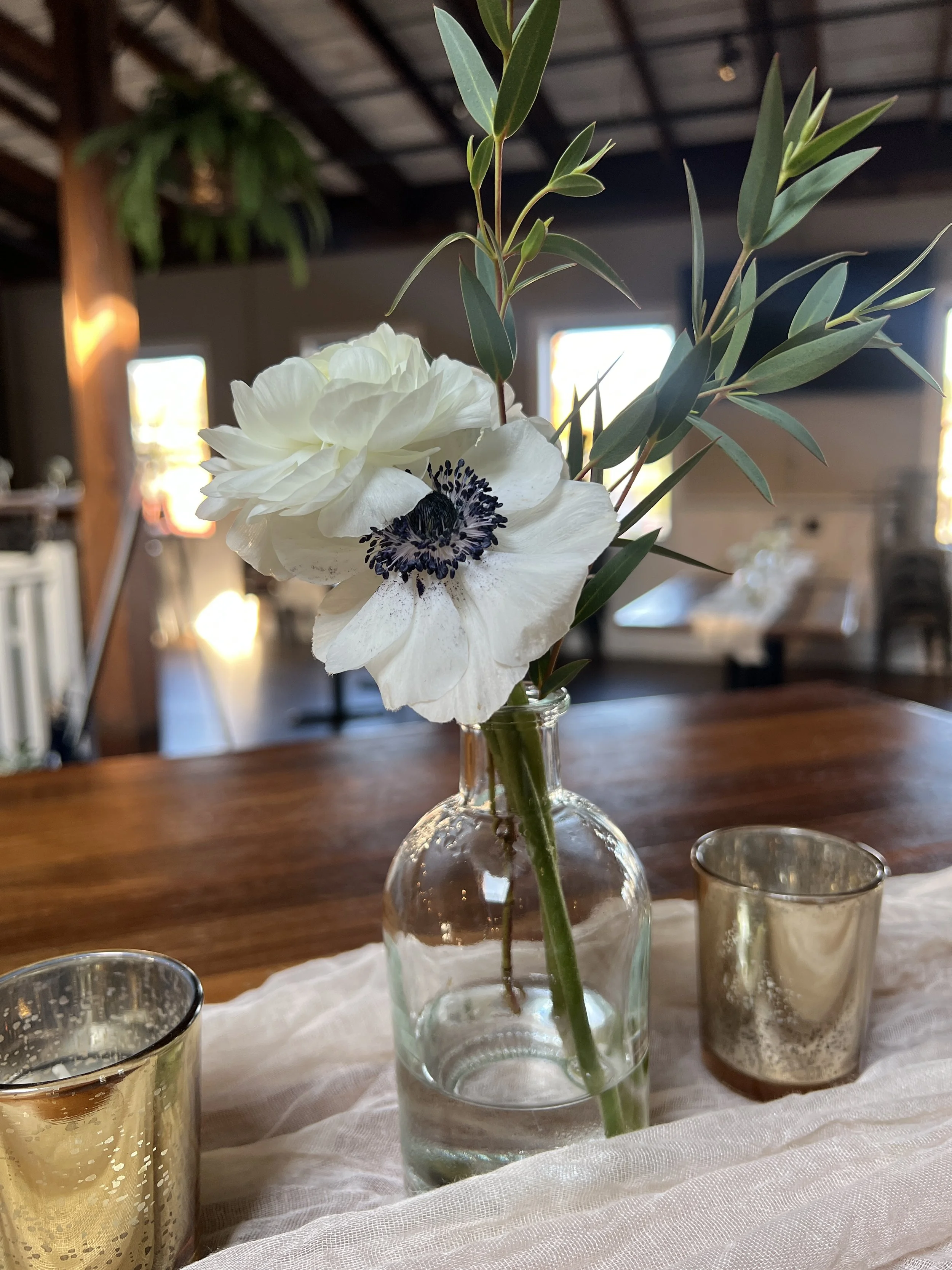 Eleanor Bud Vase Rental 3.JPG