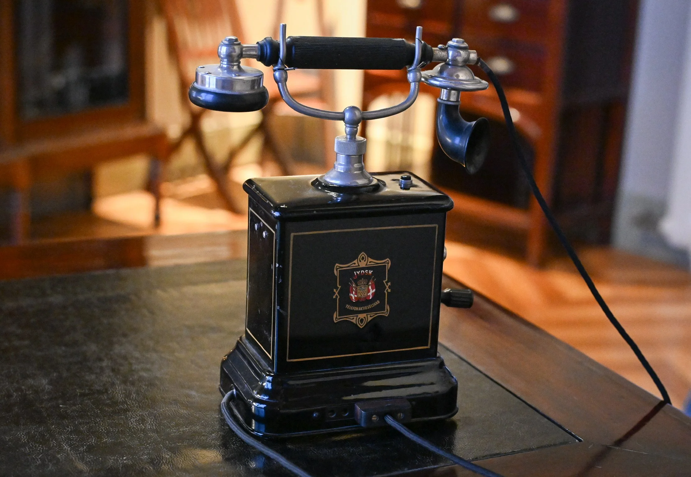 Antique telephone inside Casa Milà