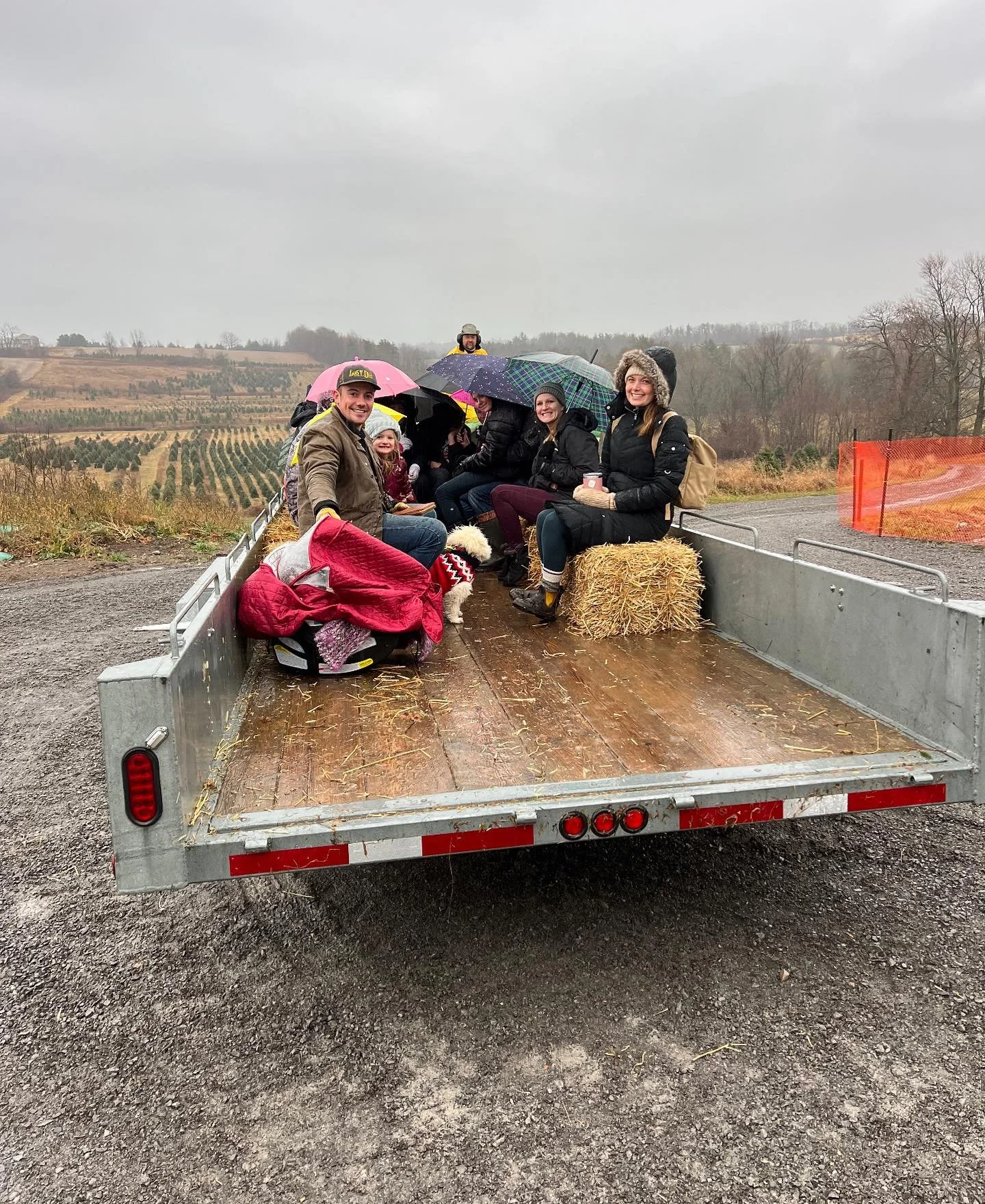 πWe are open! π 11am-4pm today, 9am-4pm Saturday and Sunday. Please make sure to dress for the weather βοΈ βοΈ
π Wagon ride will be open Friday and Saturday and weather dependant will be closed Sunday. If we do have to close the wagon ride, we wil