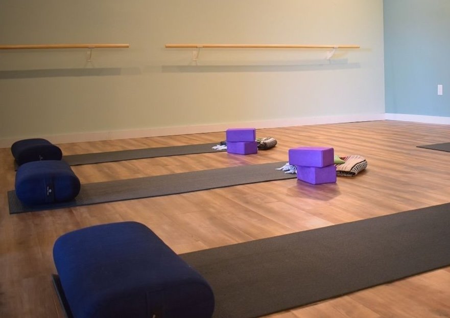 Pop Up Class: Yoga Barre &amp; Aroma Yin