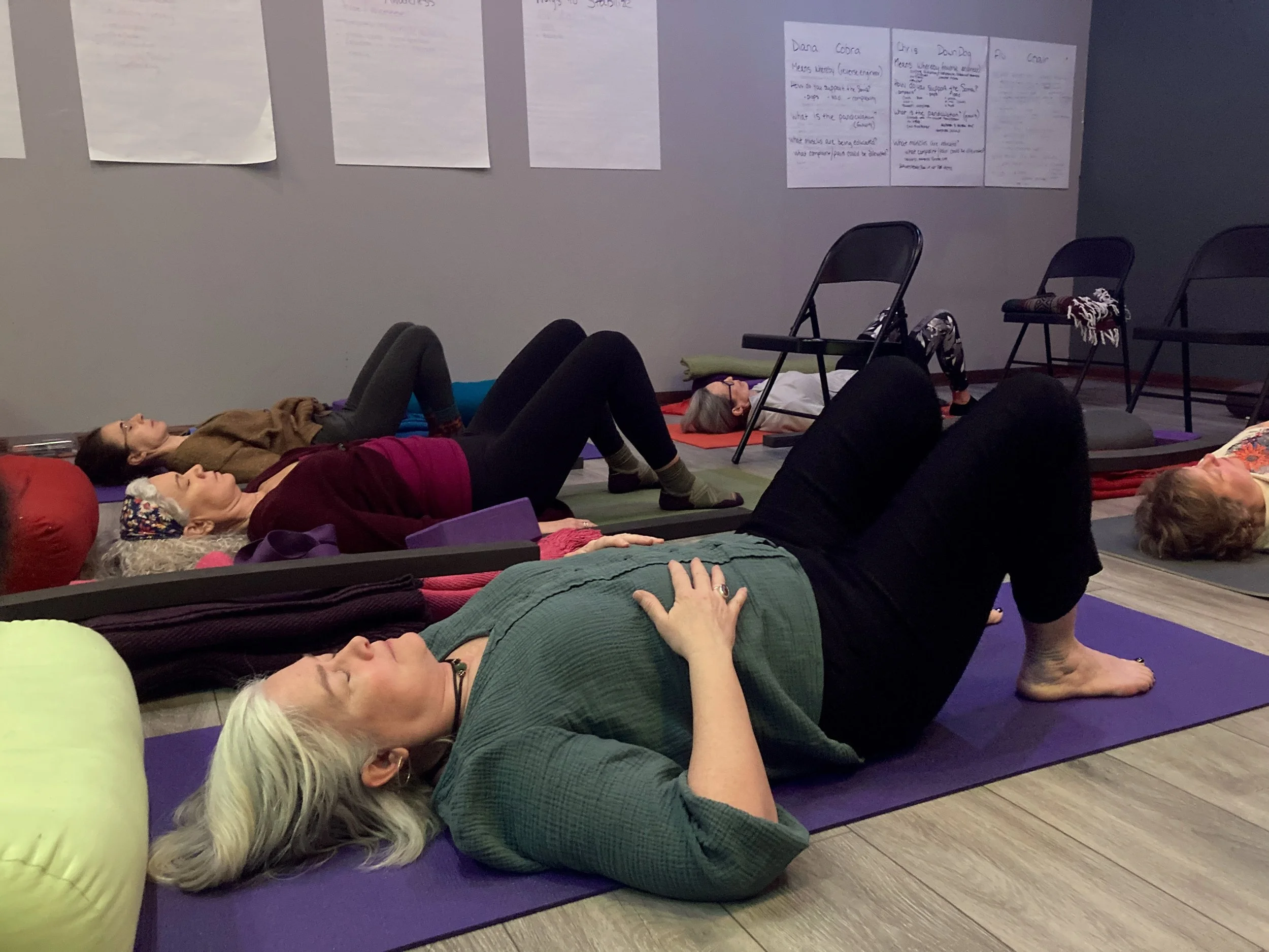 small class sizes to practice somatic therapeutic yoga