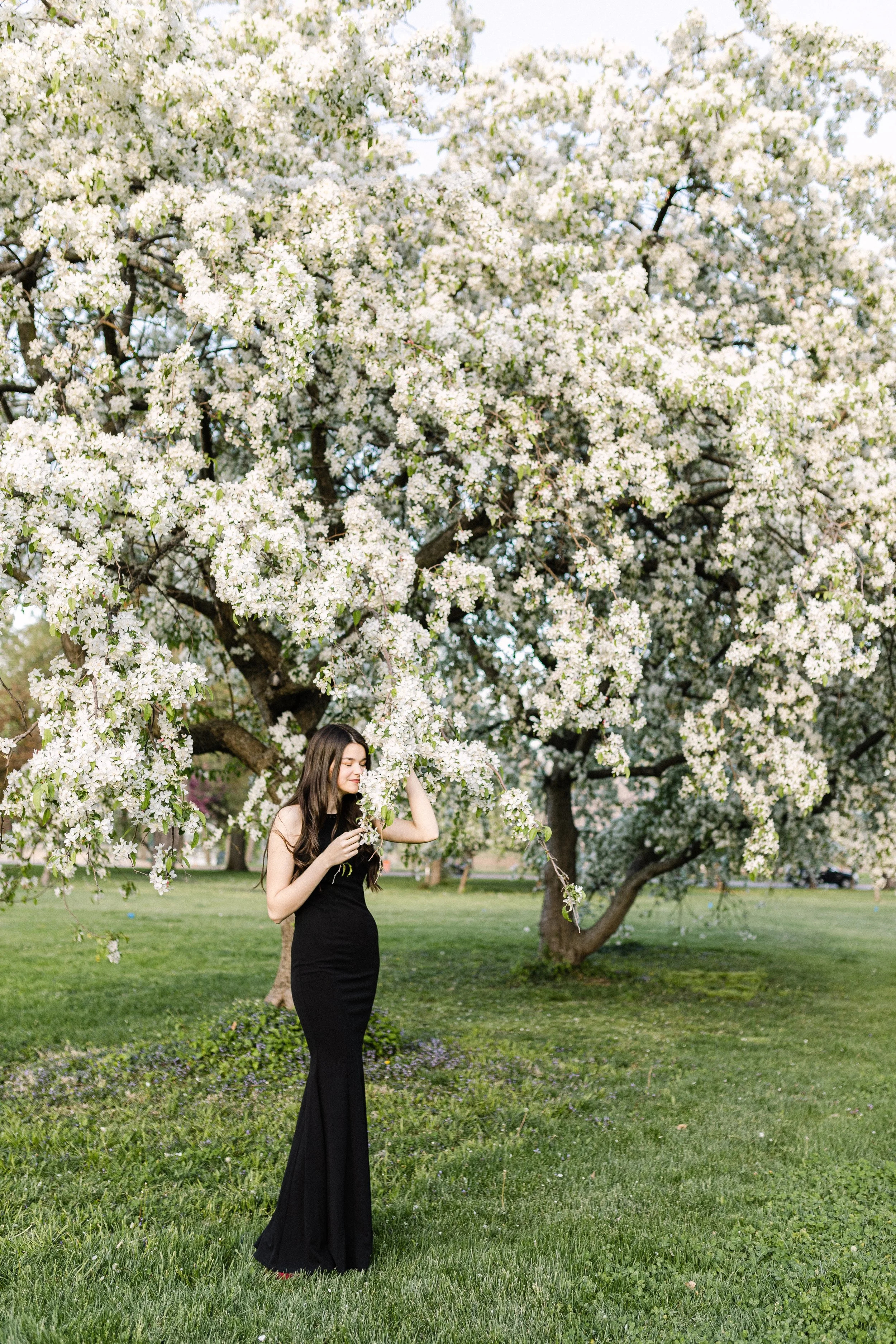 darylbattphotography-mini-sessions-des-moines-photographer-prom-blooms.jpg
