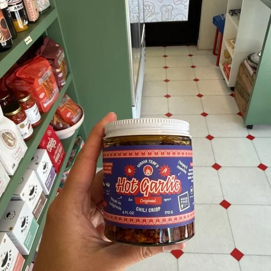 Mama Teav's Hot Garlic