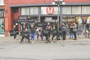 Blog-lululemon-lemons-cheer-squad-2.jpeg