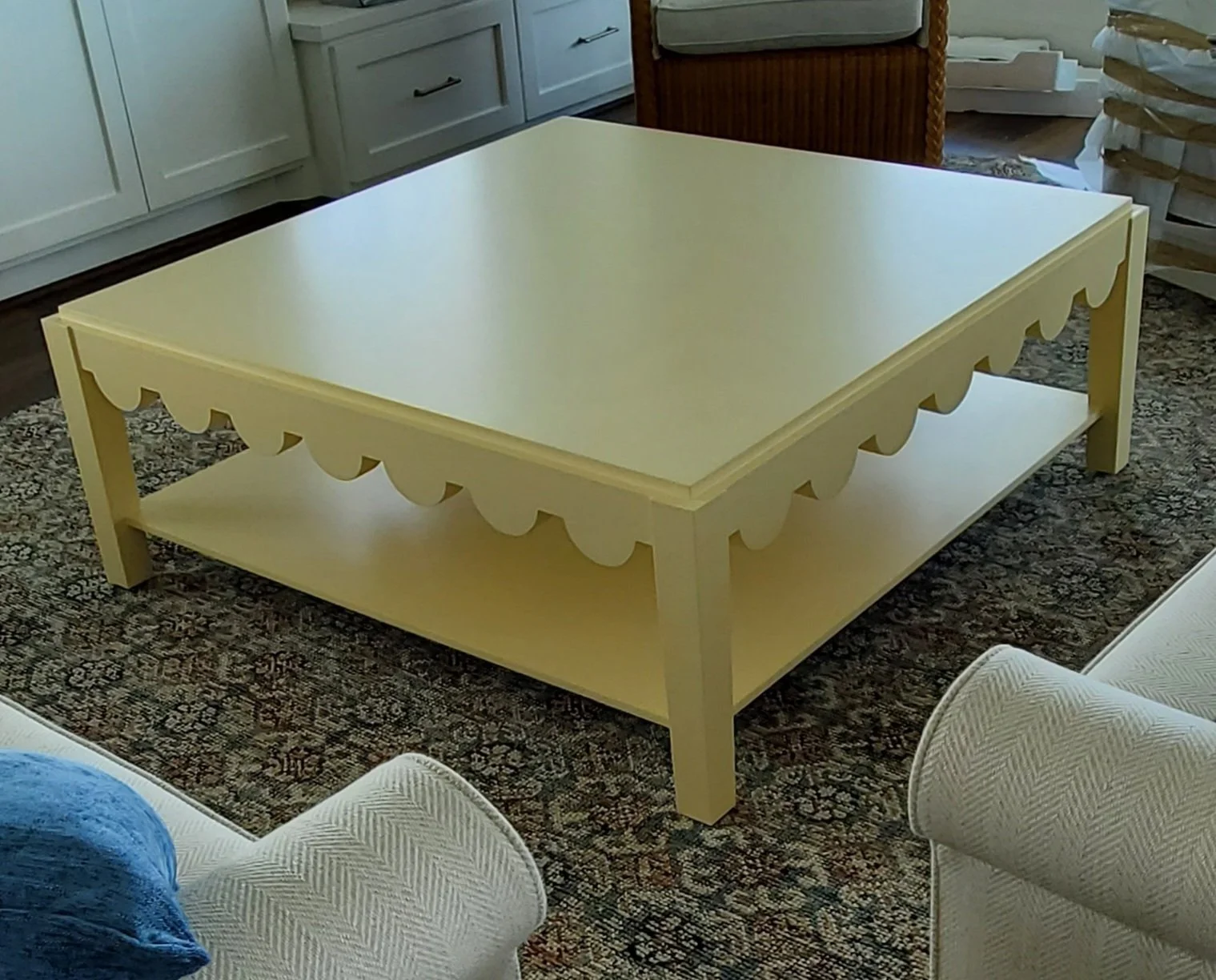 Minimalist Coffee table