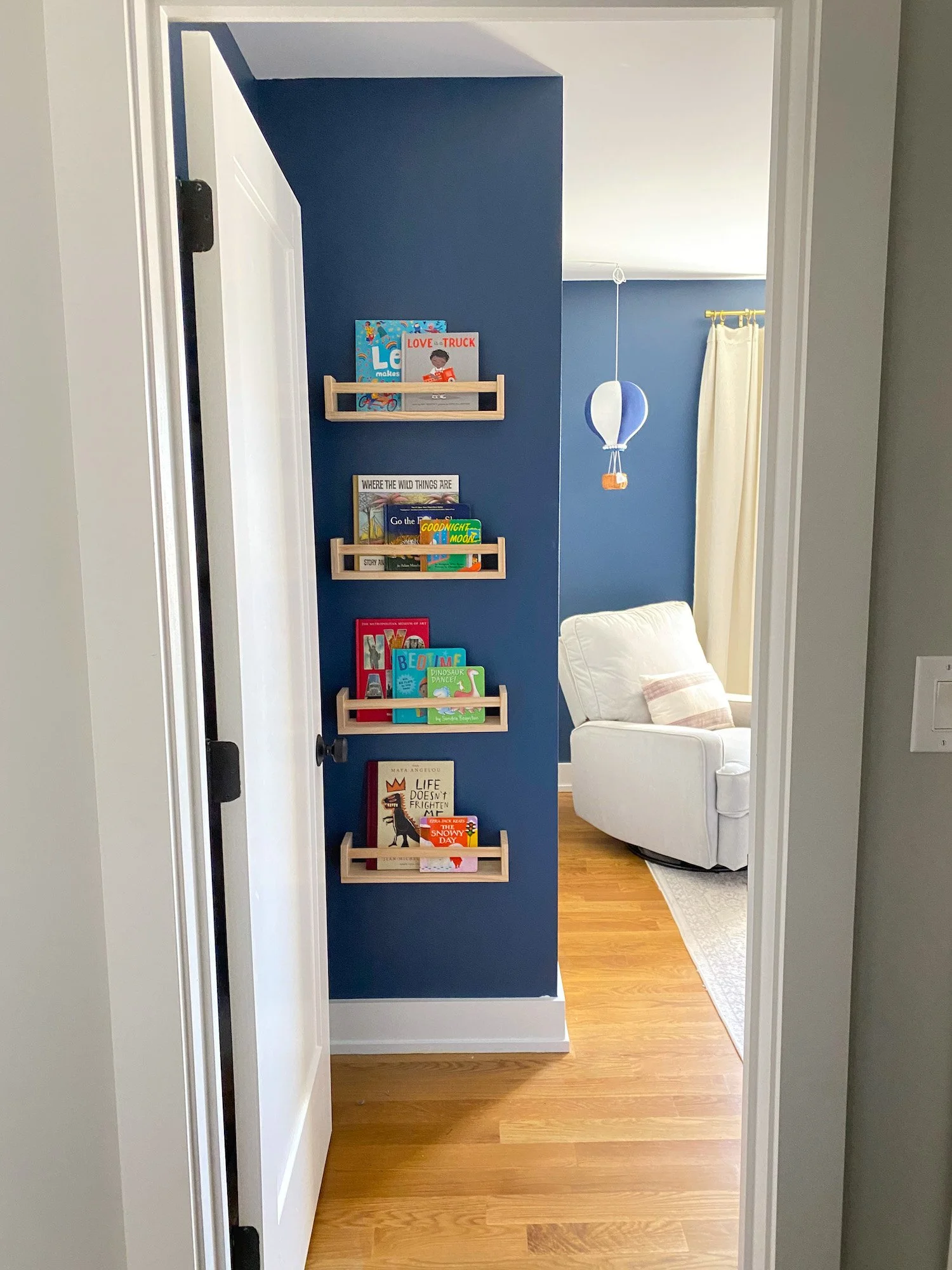 A Modern Navy Blue Nursery — Jessie Barnes Bernhardt