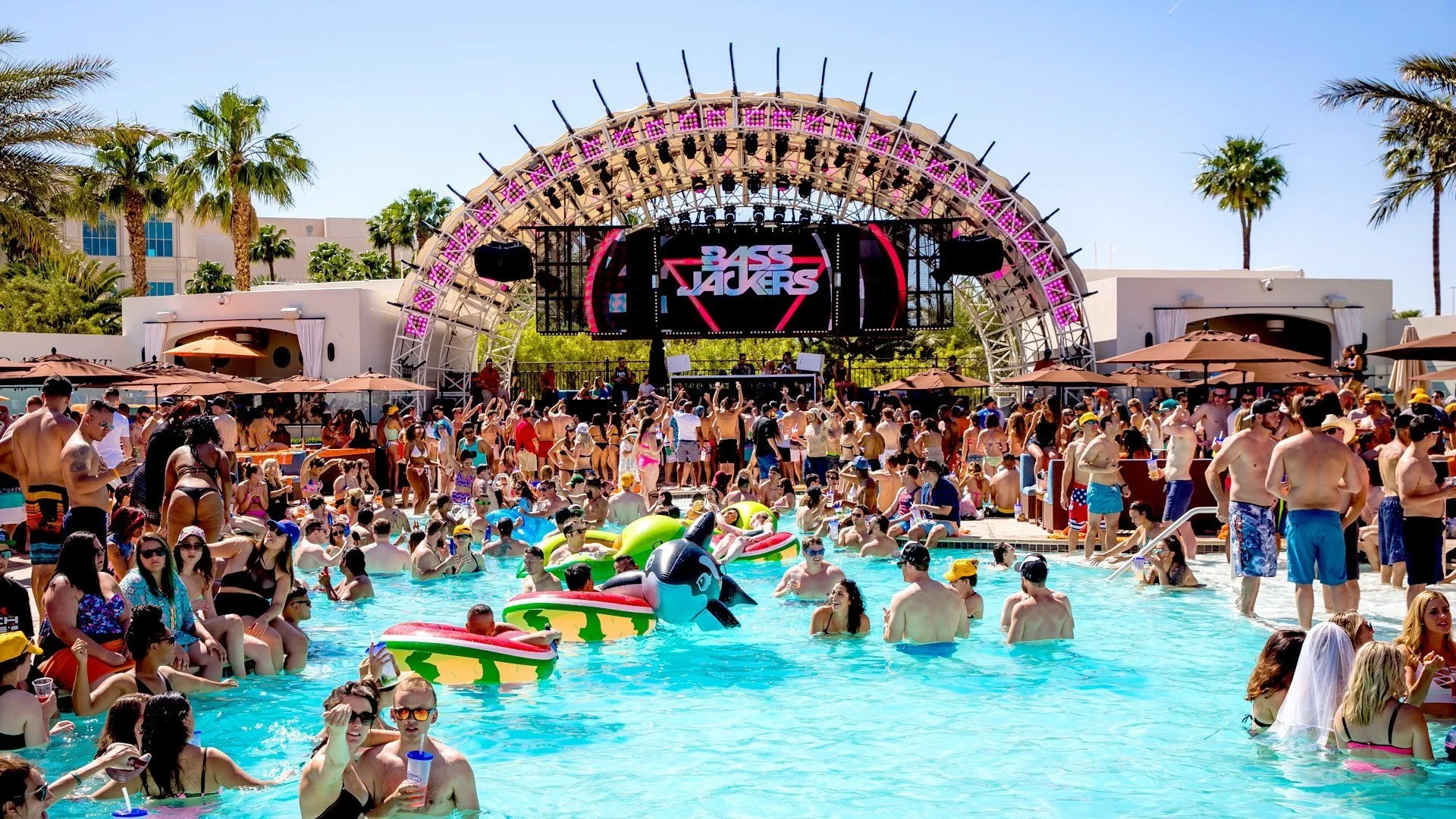 Las Vegas Pool Party Crawl VIP Party Experience