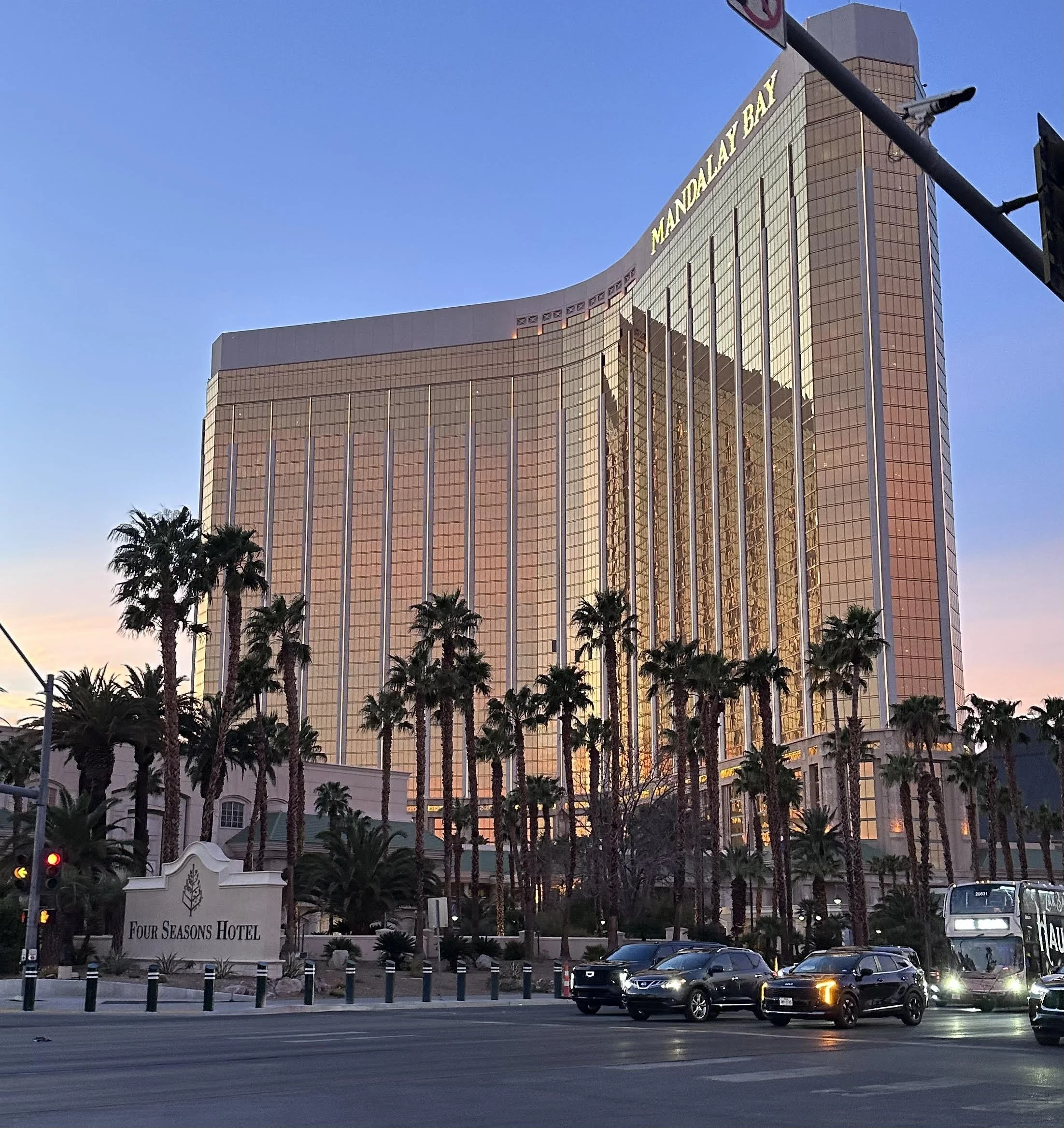 The best nightlife located inside of the Mandalay Bay hotel in Las Vegas, NV.