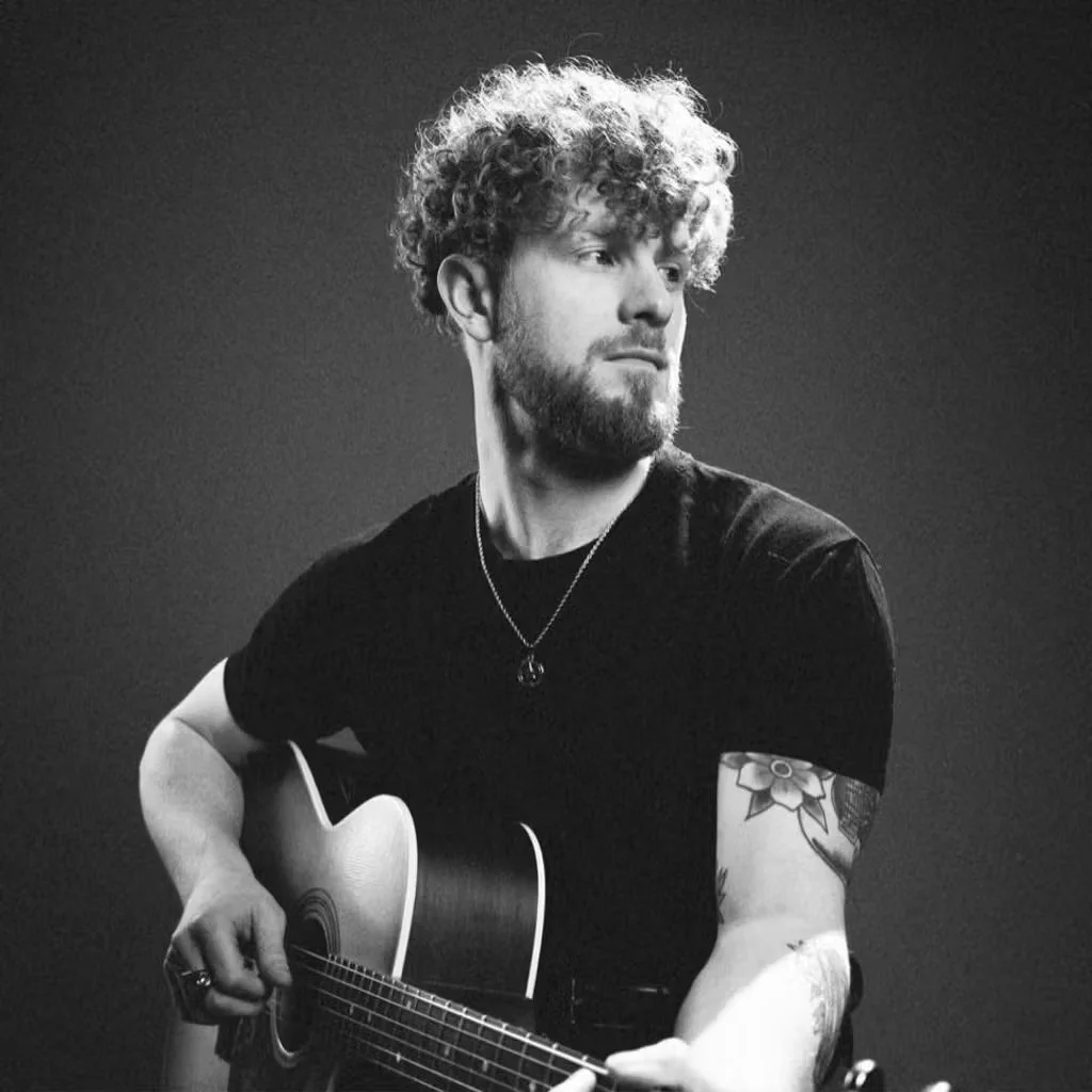 Peter Cooley Band - Main Bar